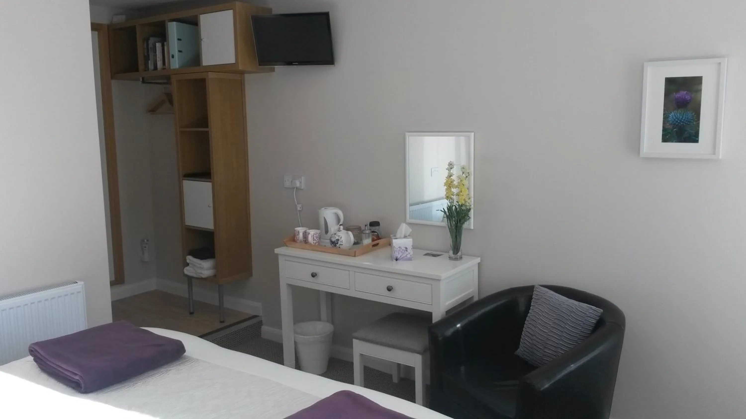 Bedroom, Bed in Premier Room