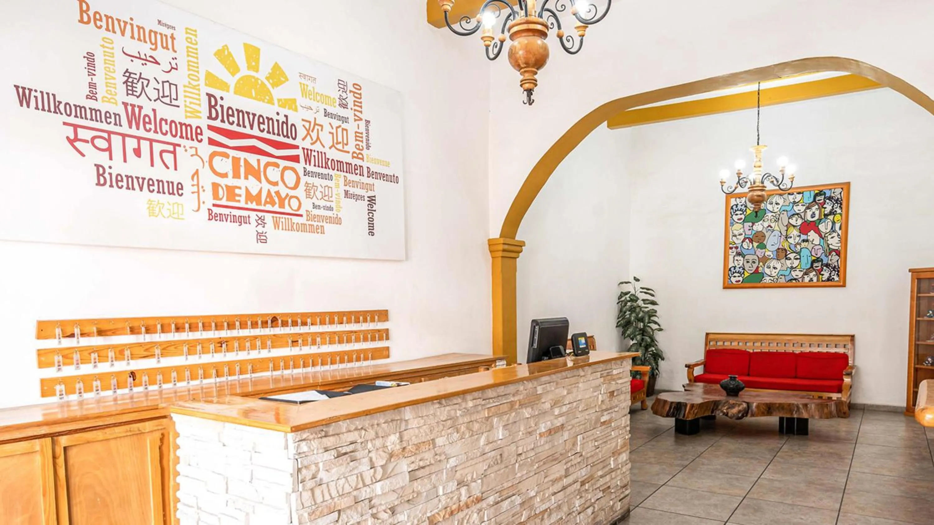 Lobby or reception in Cinco de Mayo Hotel