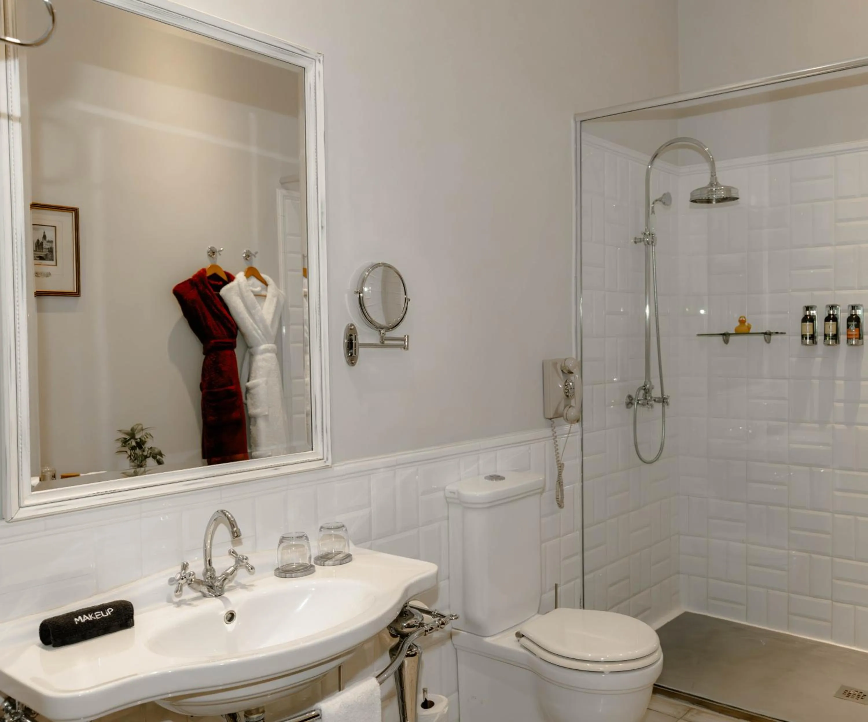 Shower in La Concordia - Boutique Hotel