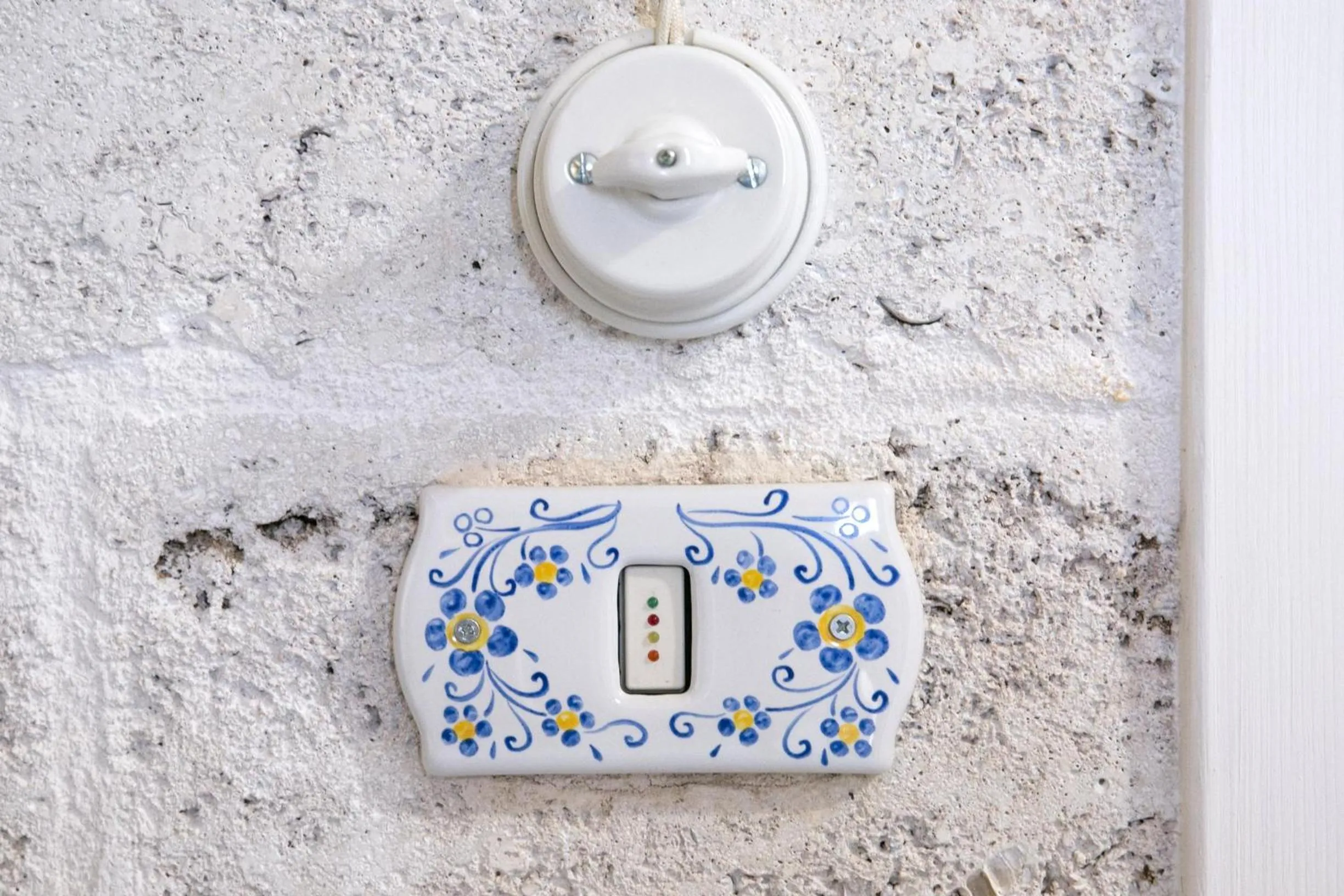 Decorative detail in Villa Trullo Indipendente