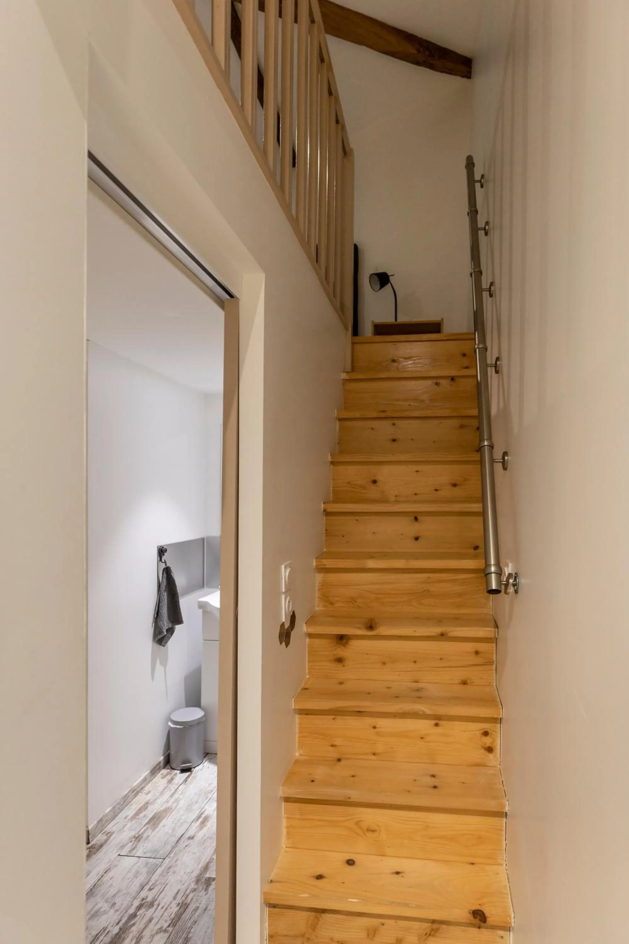 Bedroom in Chambres d'Hôtes Château Pierre de Montignac