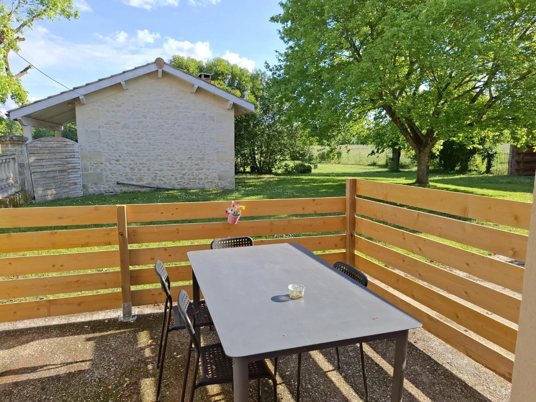 Balcony/Terrace in Chambres d'Hôtes Château Pierre de Montignac