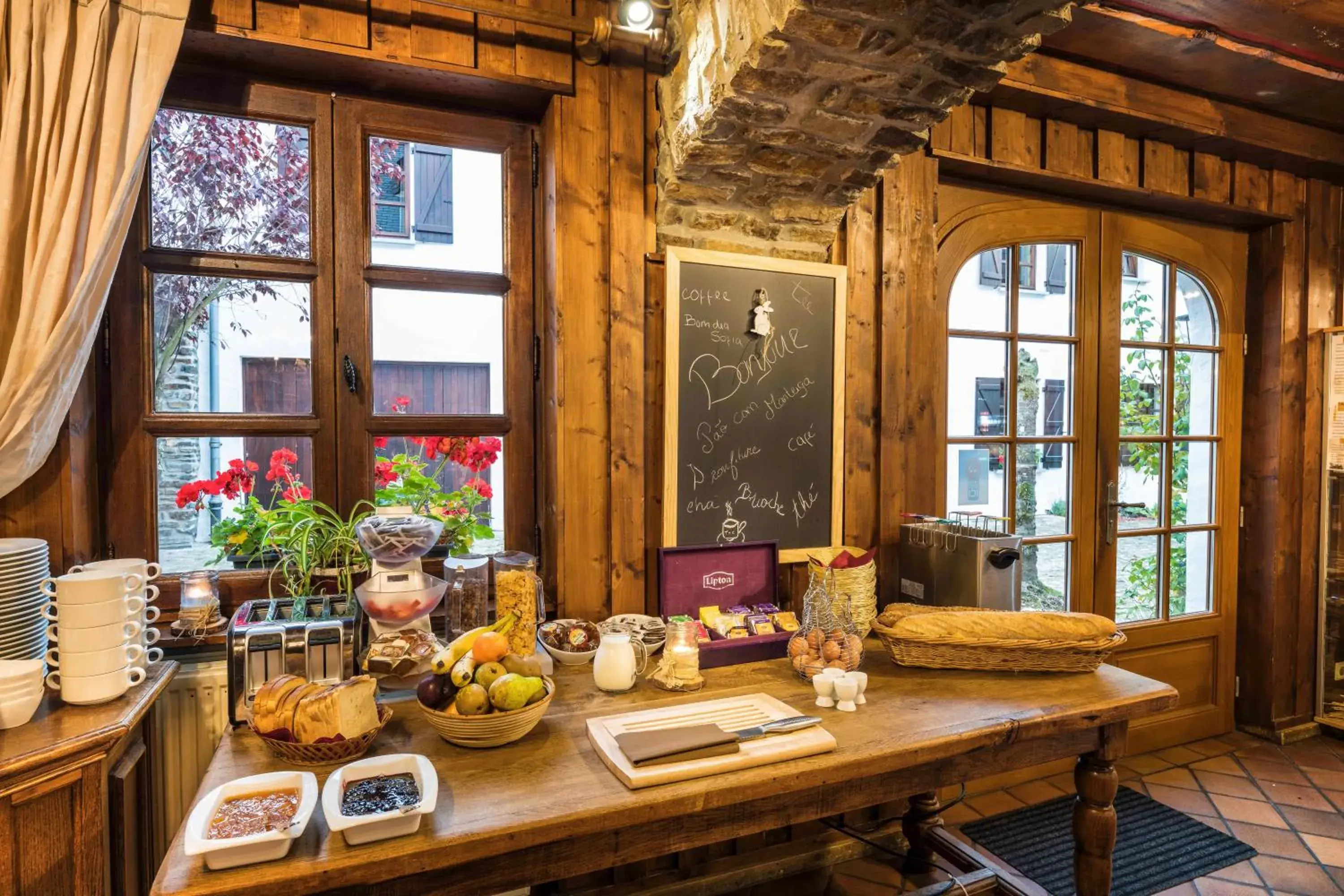 Buffet breakfast in Domaine du Moulin d'Asselborn Buffet breakfast in Domaine du Moulin d'Asselborn