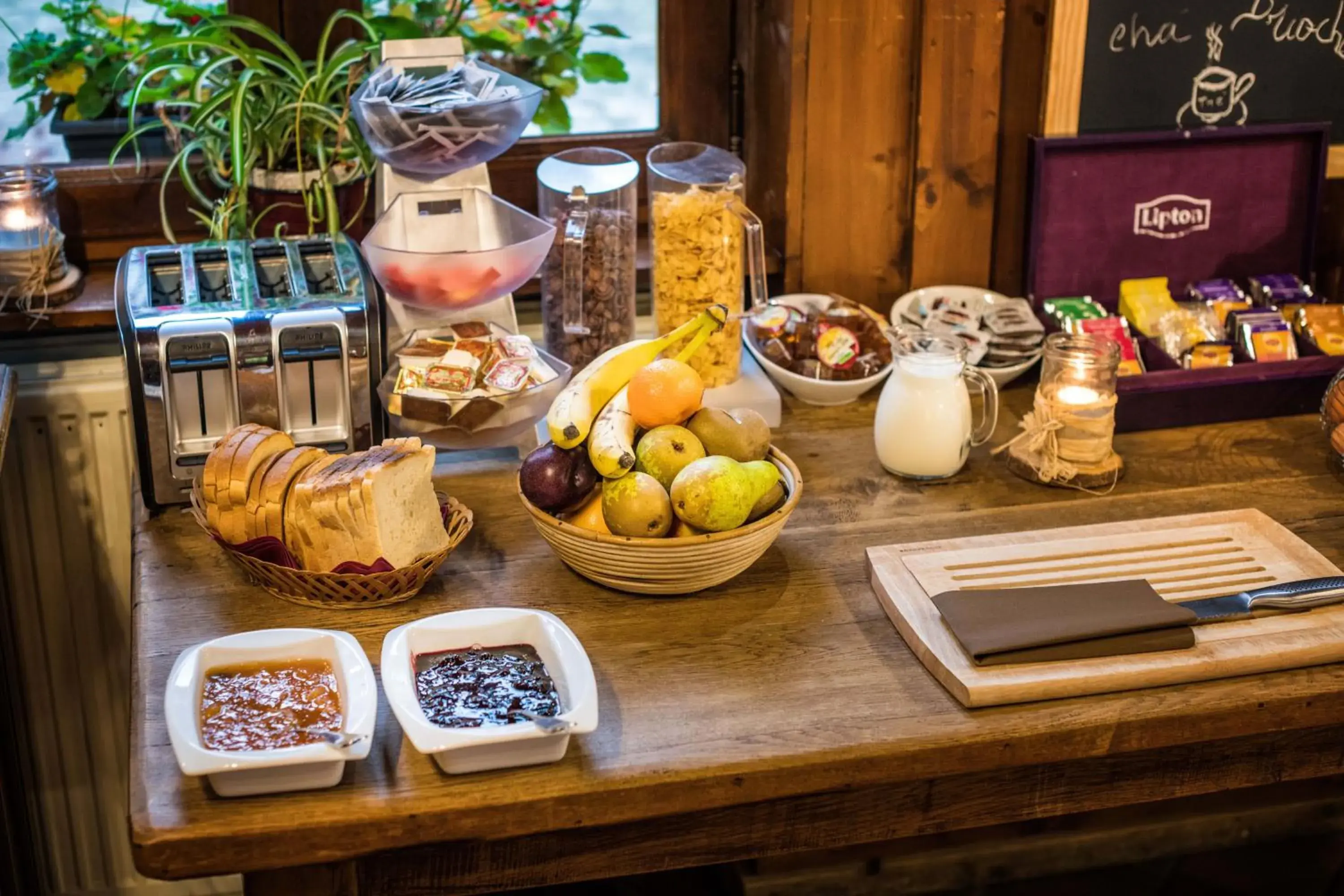 Buffet breakfast in Domaine du Moulin d'Asselborn Buffet breakfast in Domaine du Moulin d'Asselborn