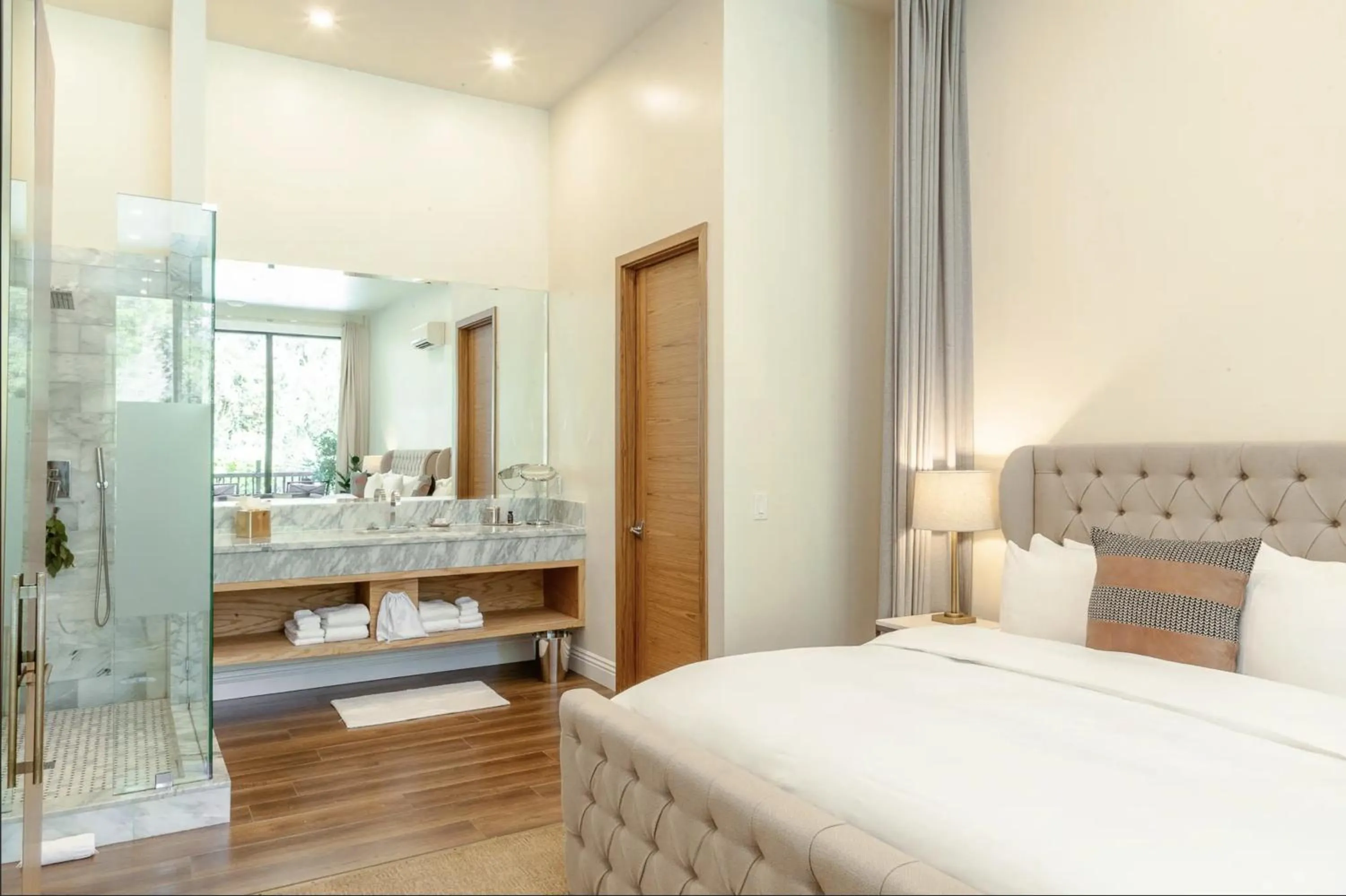 Bathroom, Bed in CALAMIGOS RANCH Resort & Spa