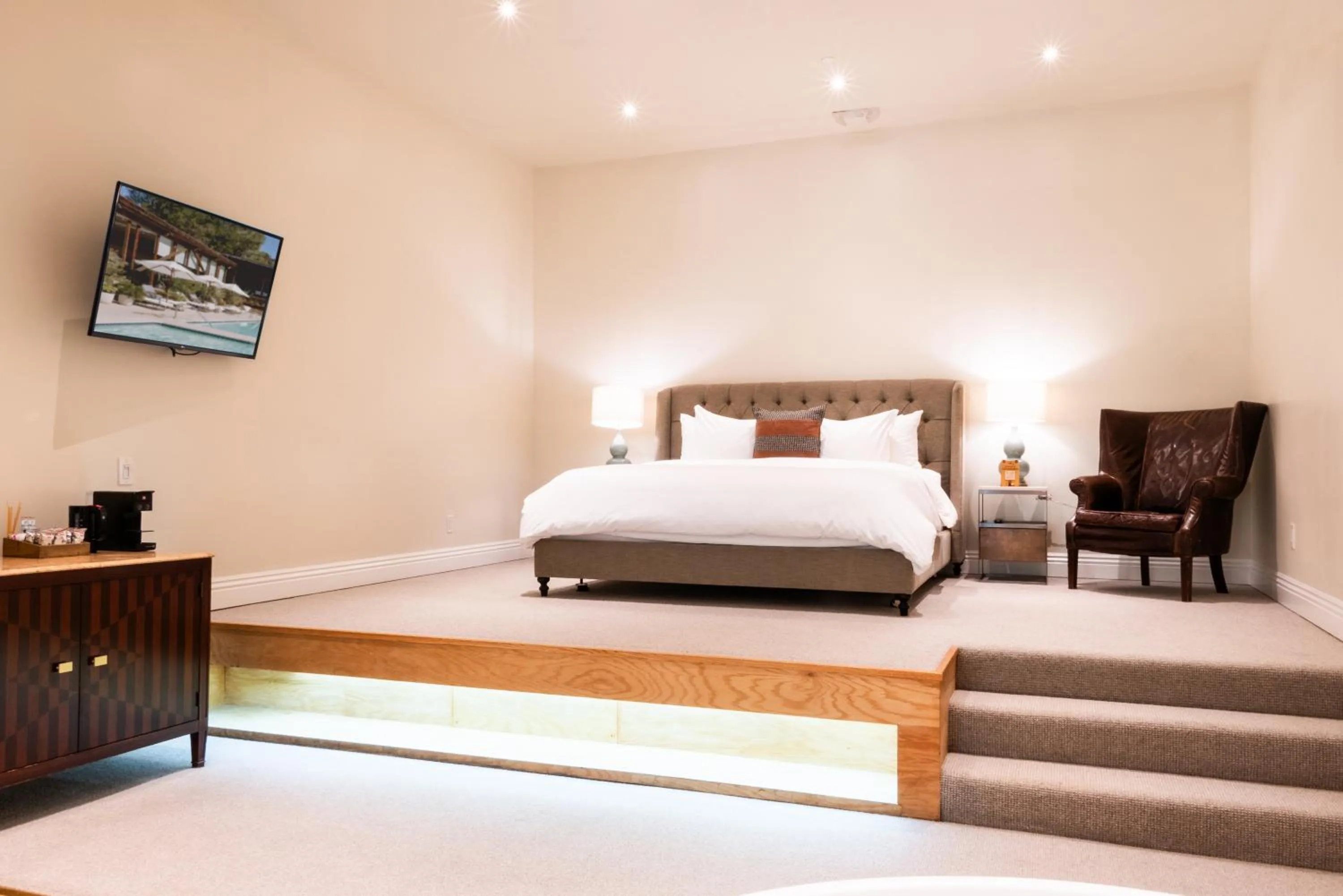 Bedroom, Bed in CALAMIGOS RANCH Resort & Spa