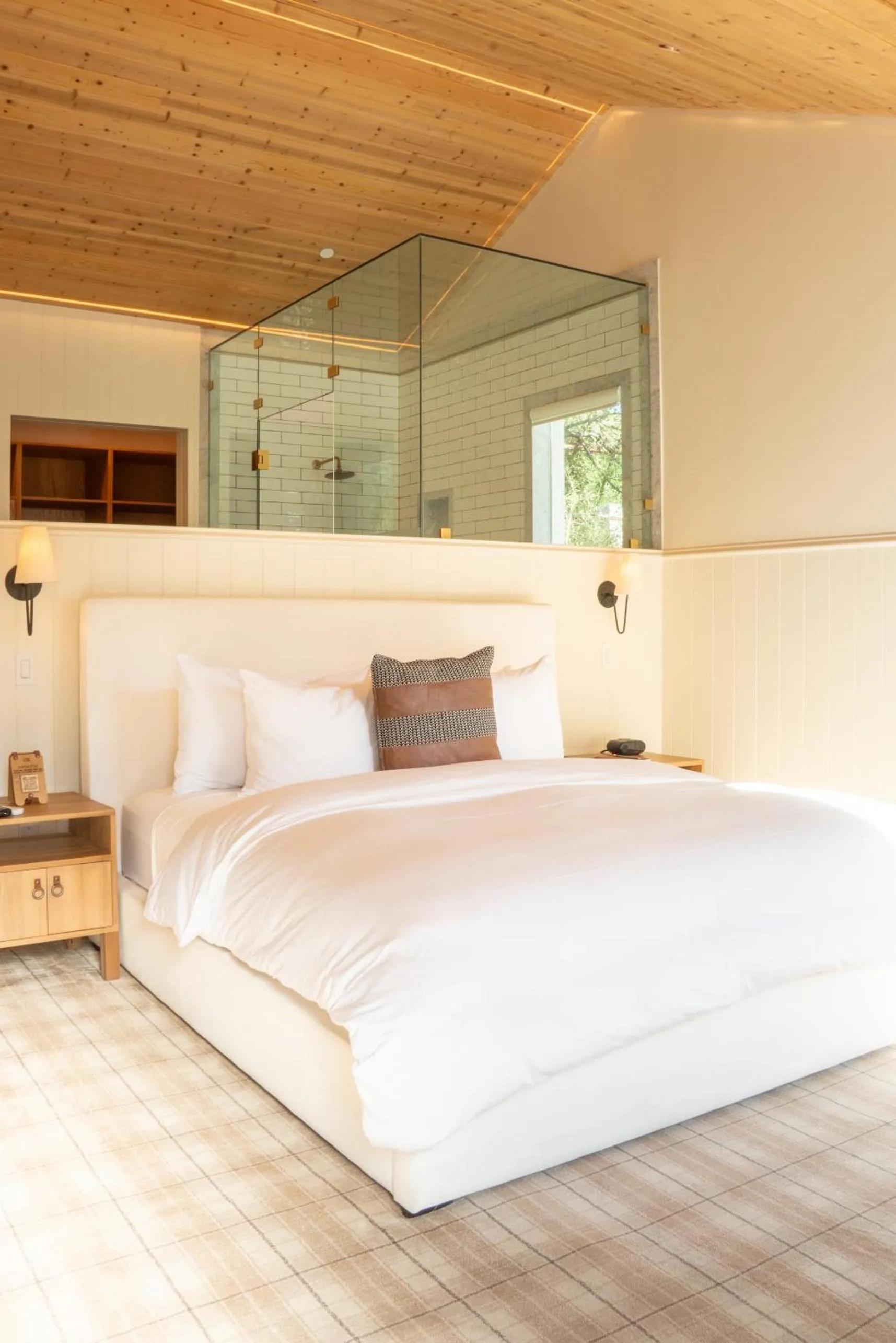 Bathroom, Bed in CALAMIGOS RANCH Resort & Spa