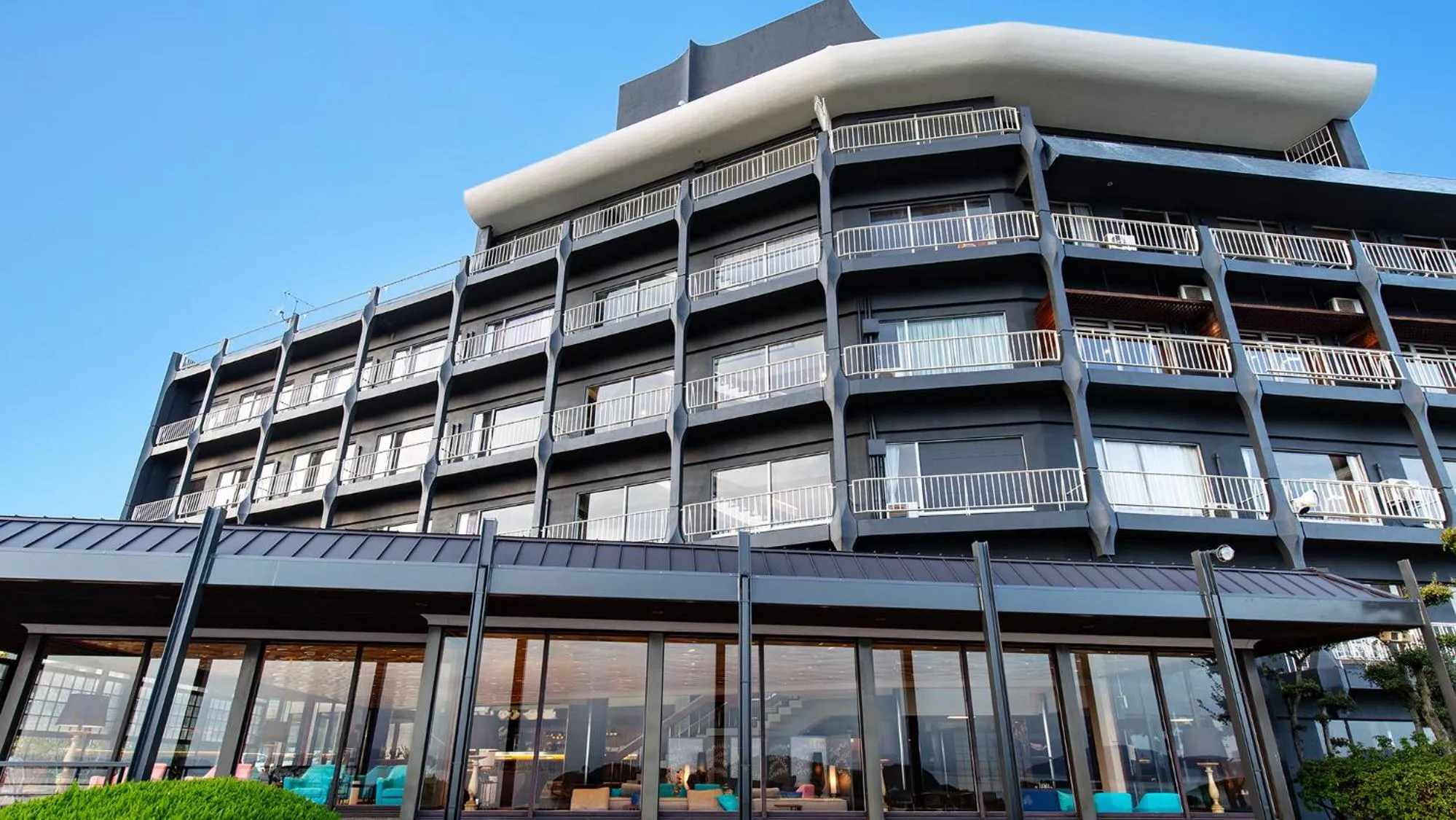 Property building in Tenku Hotel Kairo