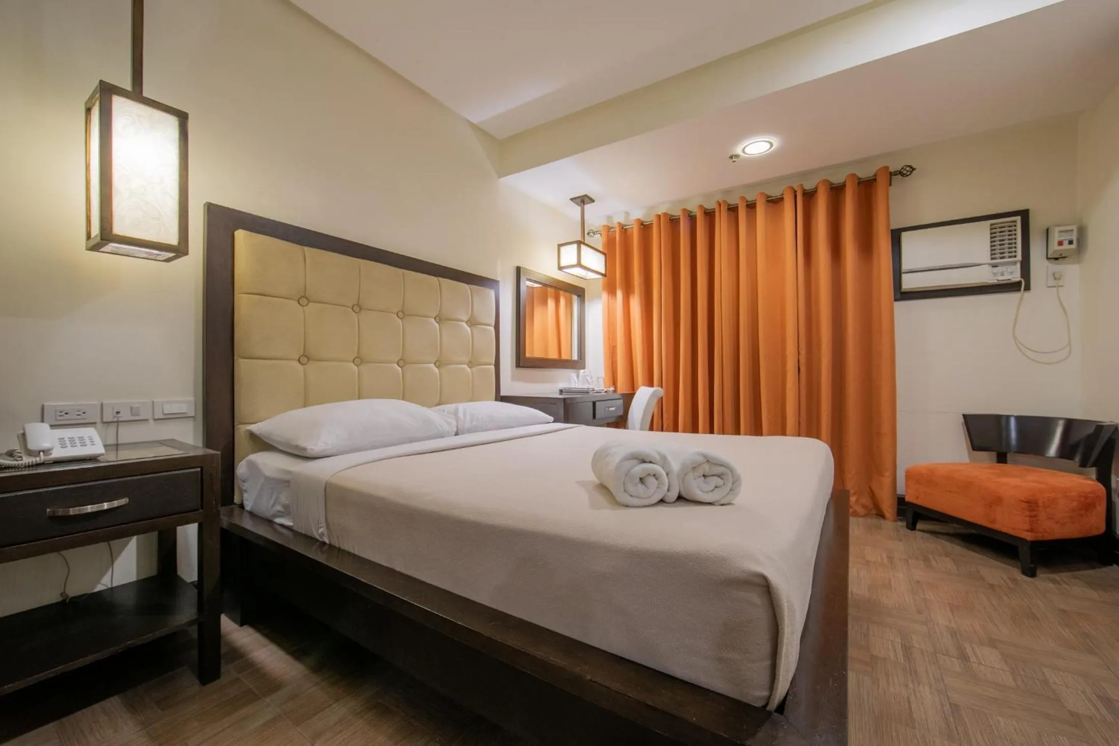 Bed in Rosvenil Hotel