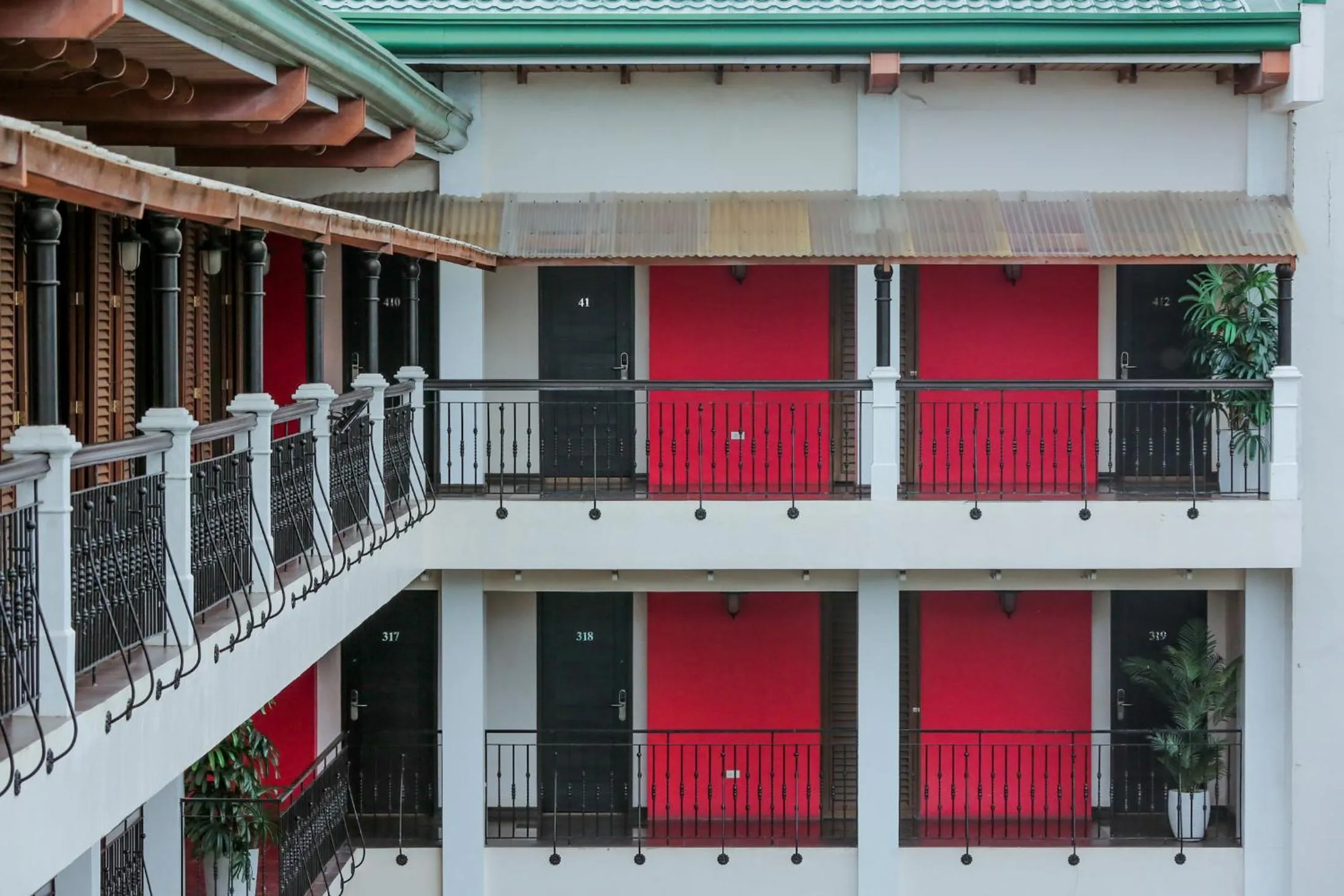 Property building in Rosvenil Hotel