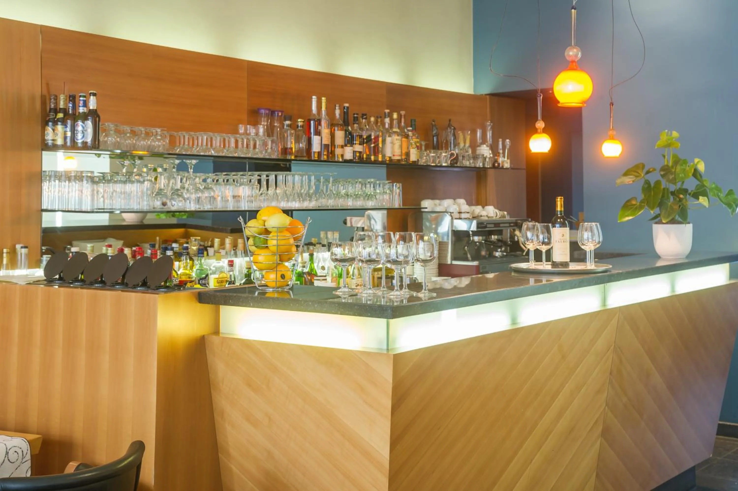 Lounge or bar in Logis Hôtel Acacia