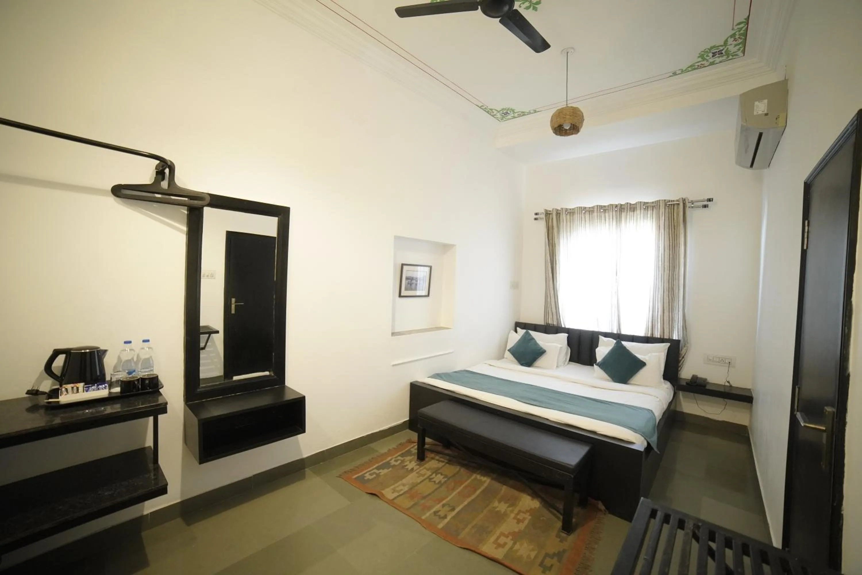 Photo of the whole room, Bed in Hotel Banjara Heritage