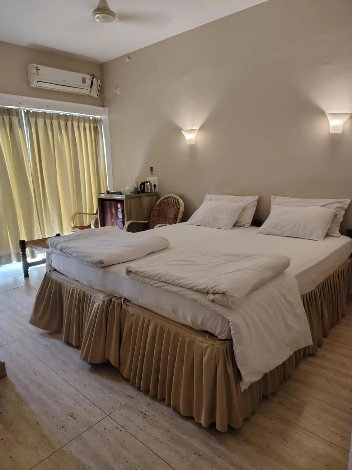Bedroom, Bed in Hotel My Soulmate, Palolem Beach