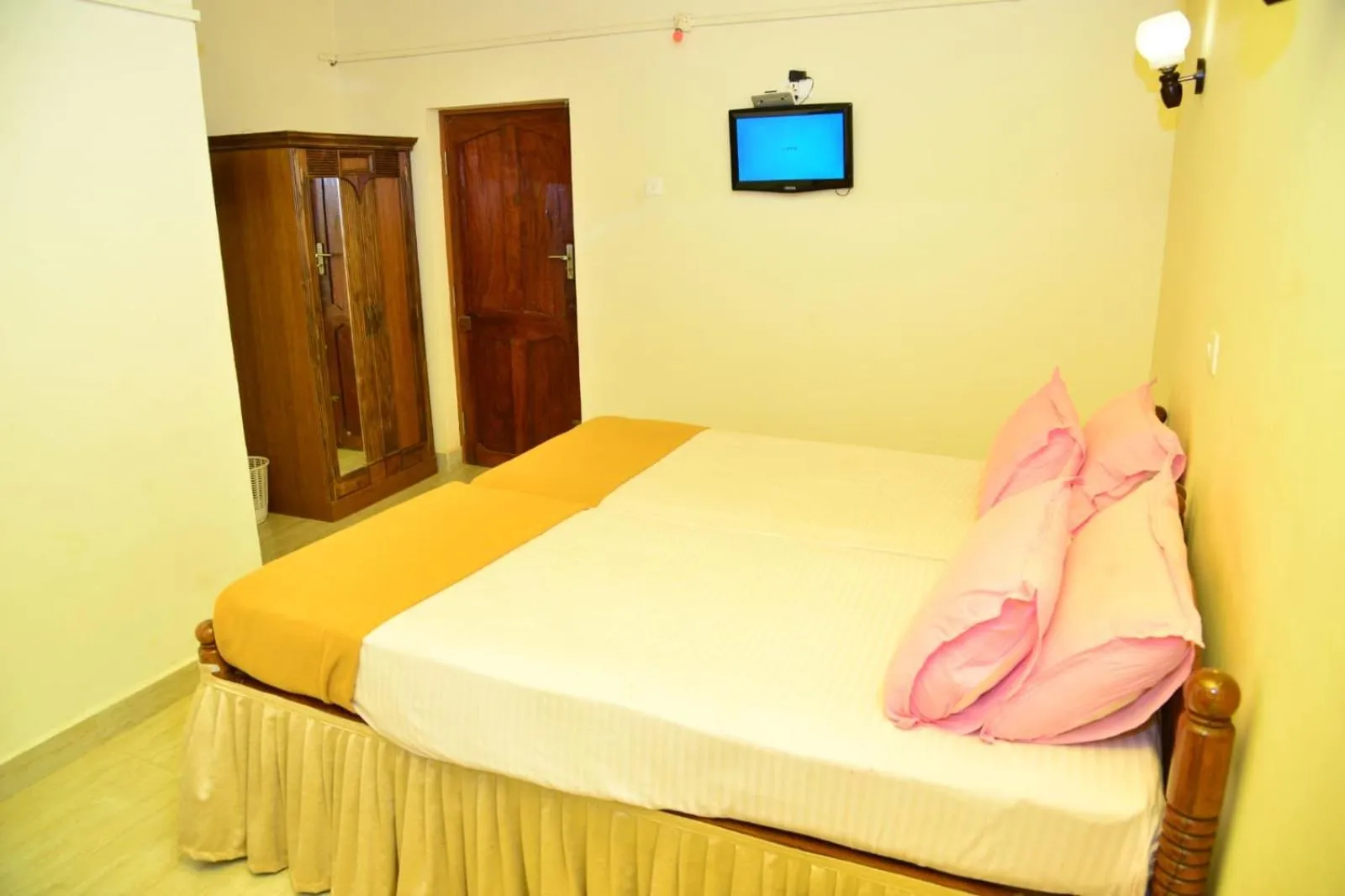 Bedroom, Bed in Hotel My Soulmate, Palolem Beach