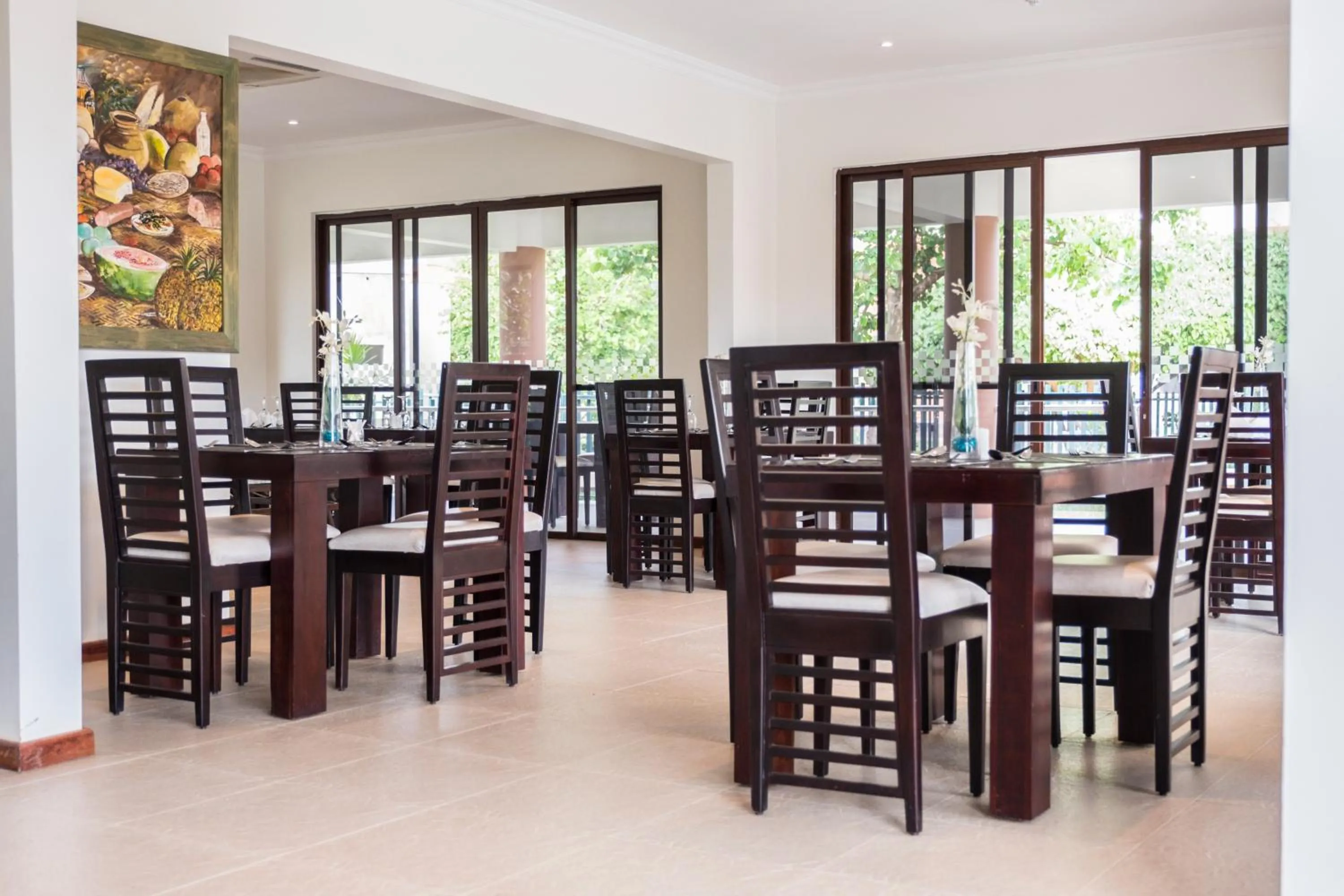 Restaurant/places to eat in Twangale Resort & Spa