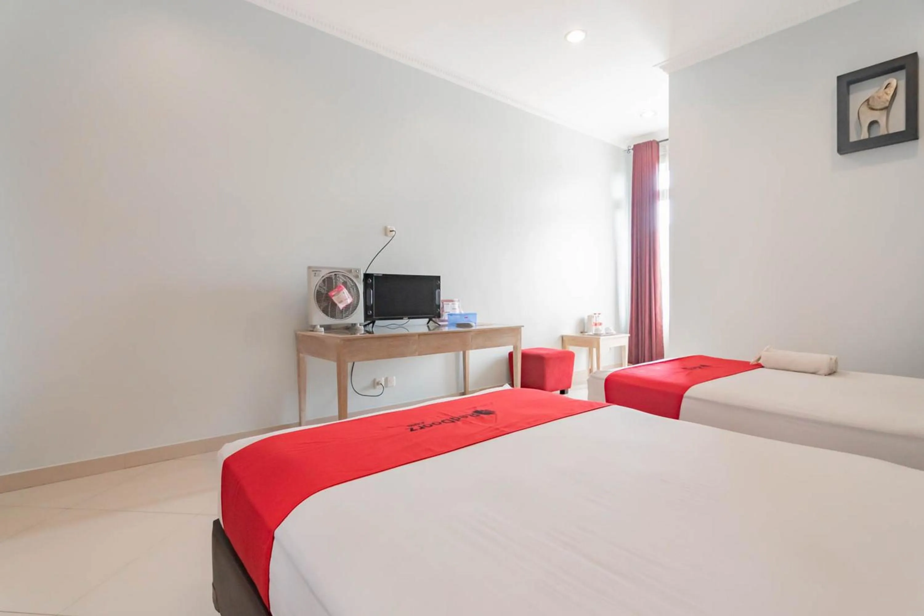 Bedroom, Bed in RedDoorz at Palagan Joglo Sersan Bajuri