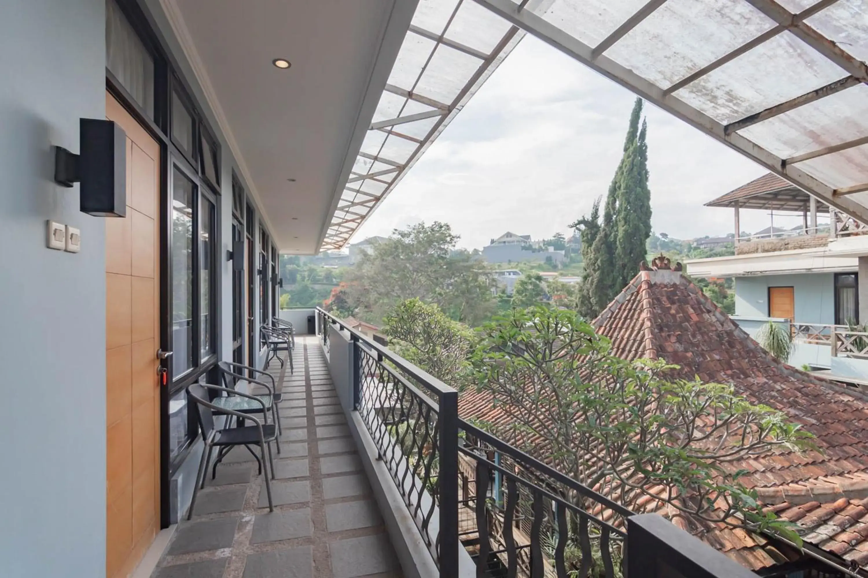 Property building in RedDoorz at Palagan Joglo Sersan Bajuri Property building in RedDoorz at Palagan Joglo Sersan Bajuri