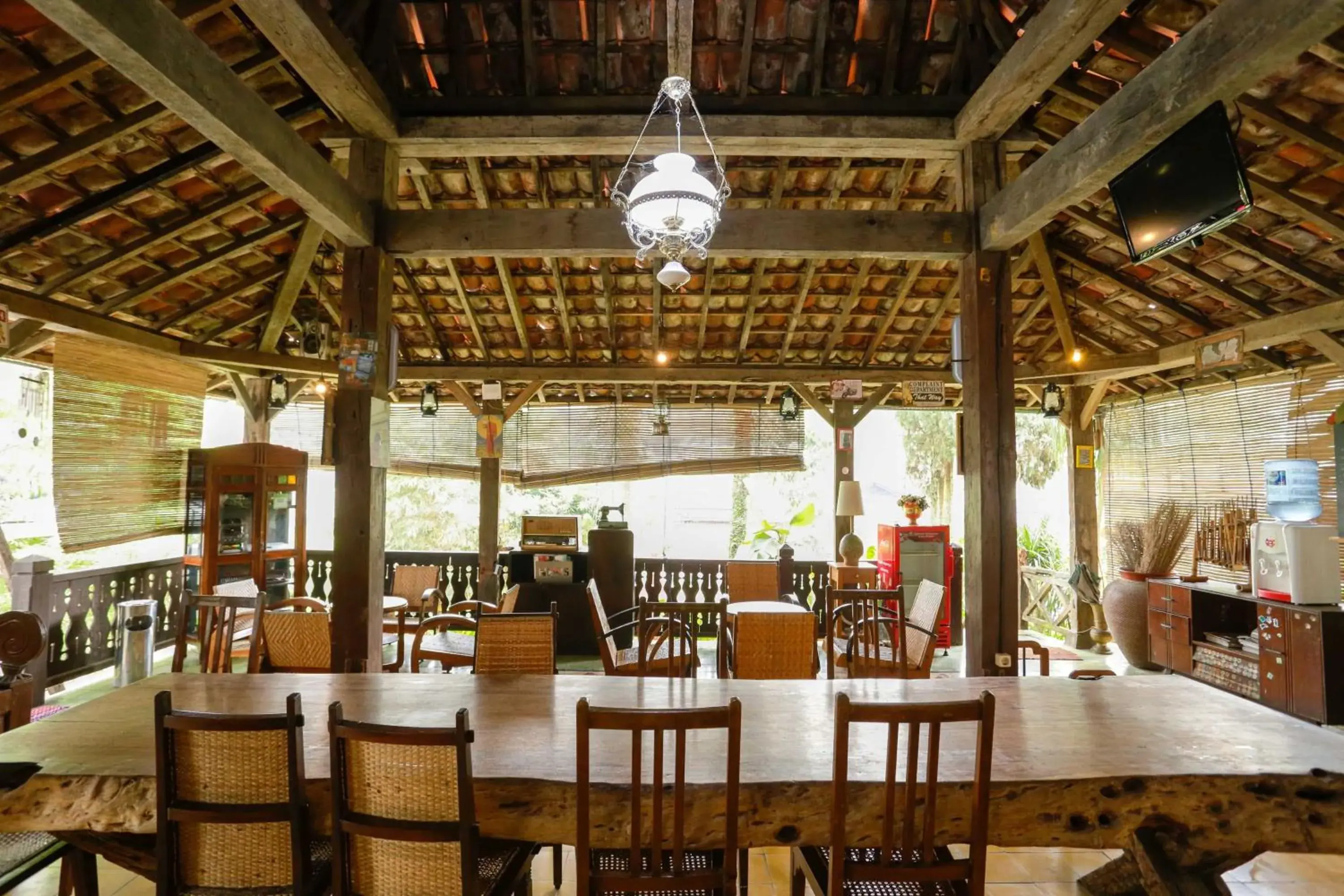 Restaurant/places to eat in RedDoorz at Palagan Joglo Sersan Bajuri Restaurant/places to eat in RedDoorz at Palagan Joglo Sersan Bajuri