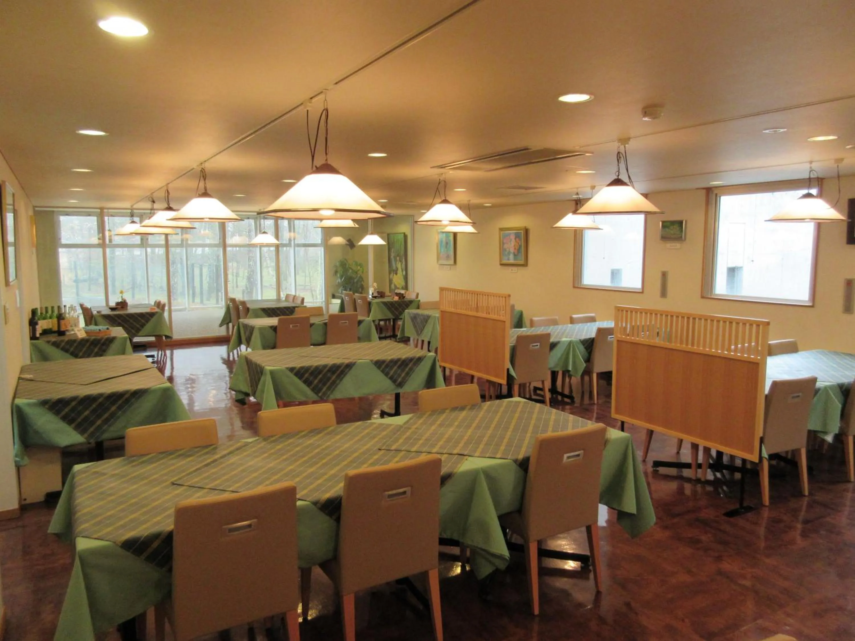 Restaurant/places to eat in Panorama Inn Yamanakako