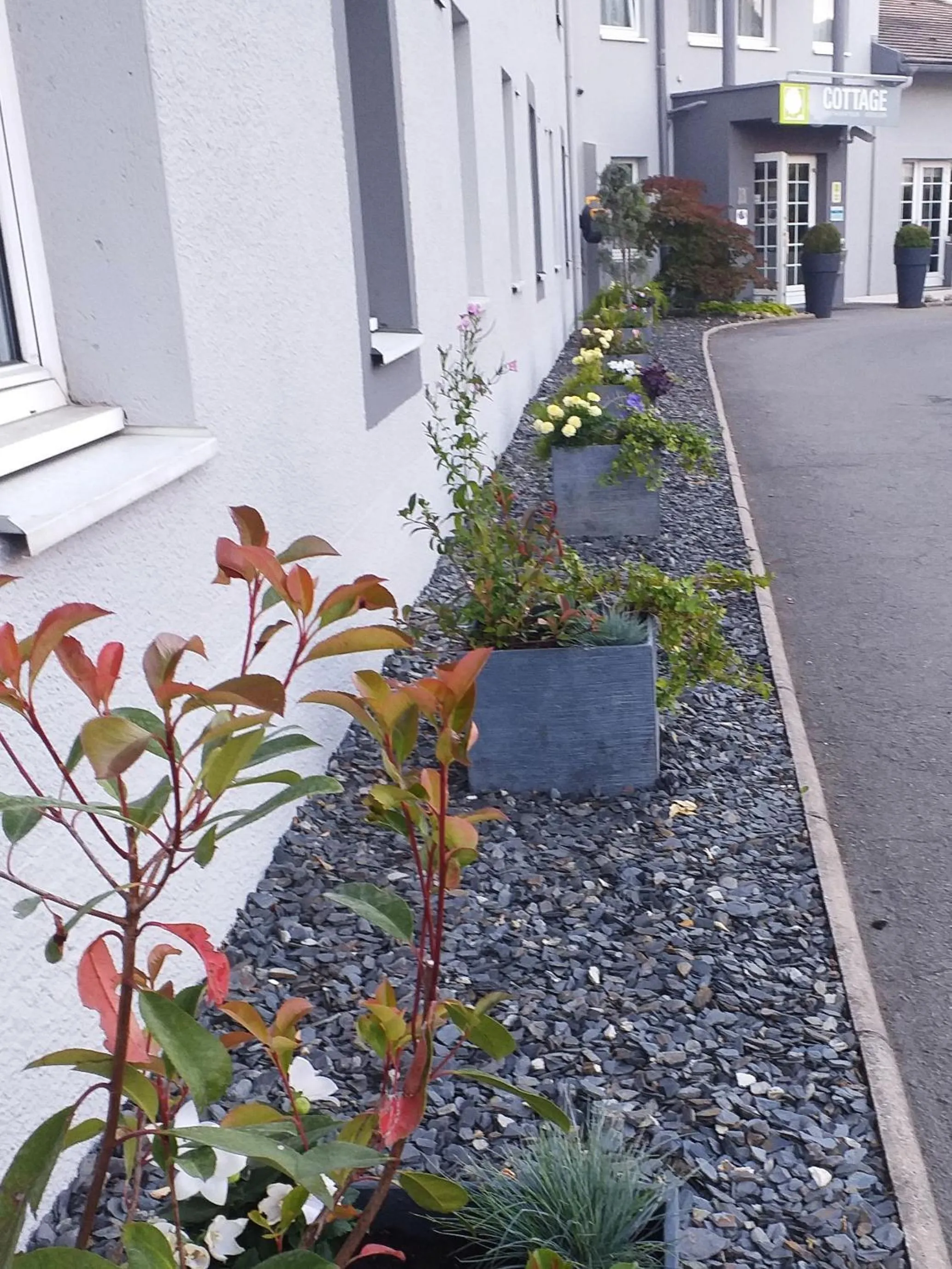 Facade/entrance in Cottage Logis Hôtel - Restaurant
