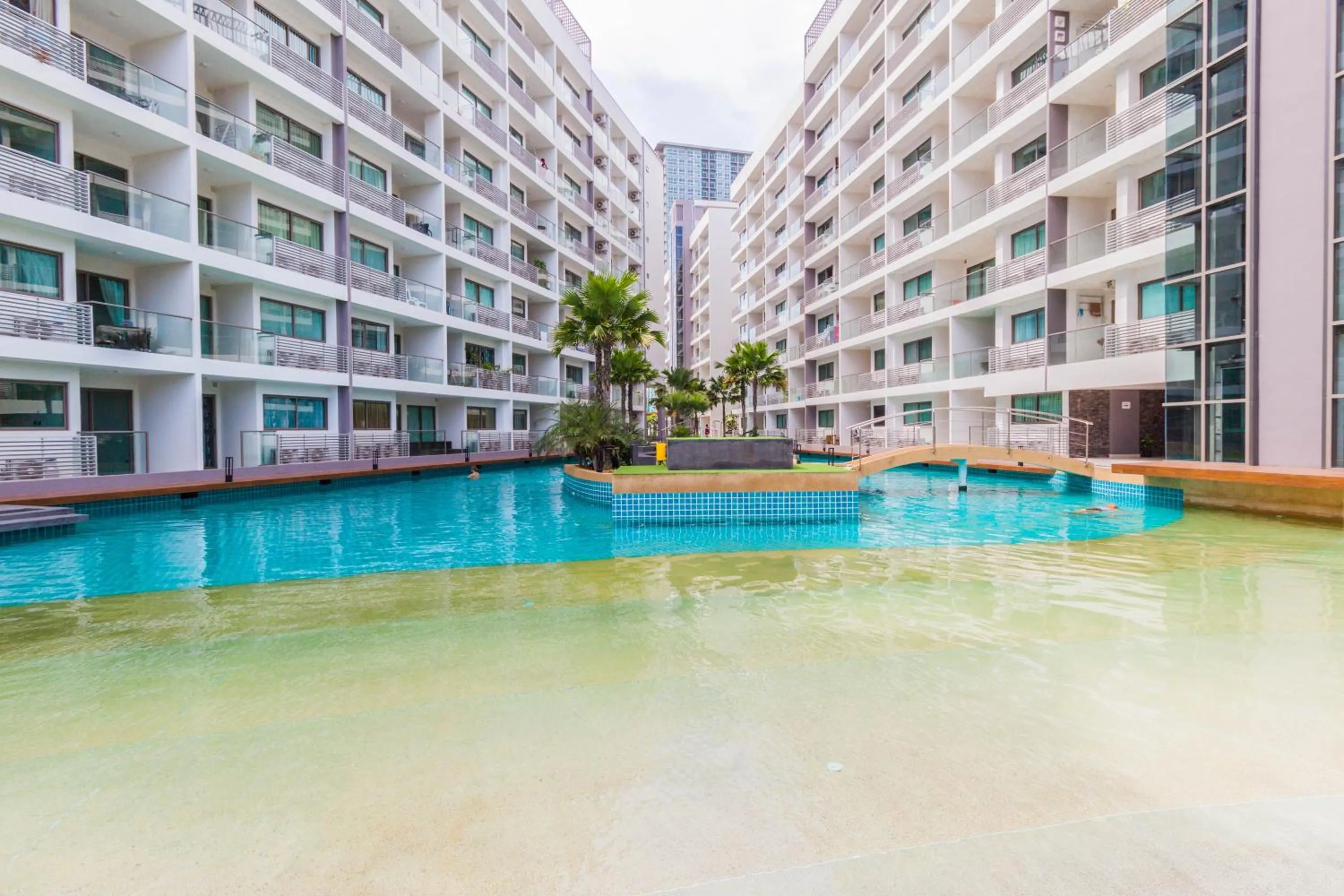 Swimming pool in Laguna Beach Resort 1 By Pattaya Sunny Rentals
