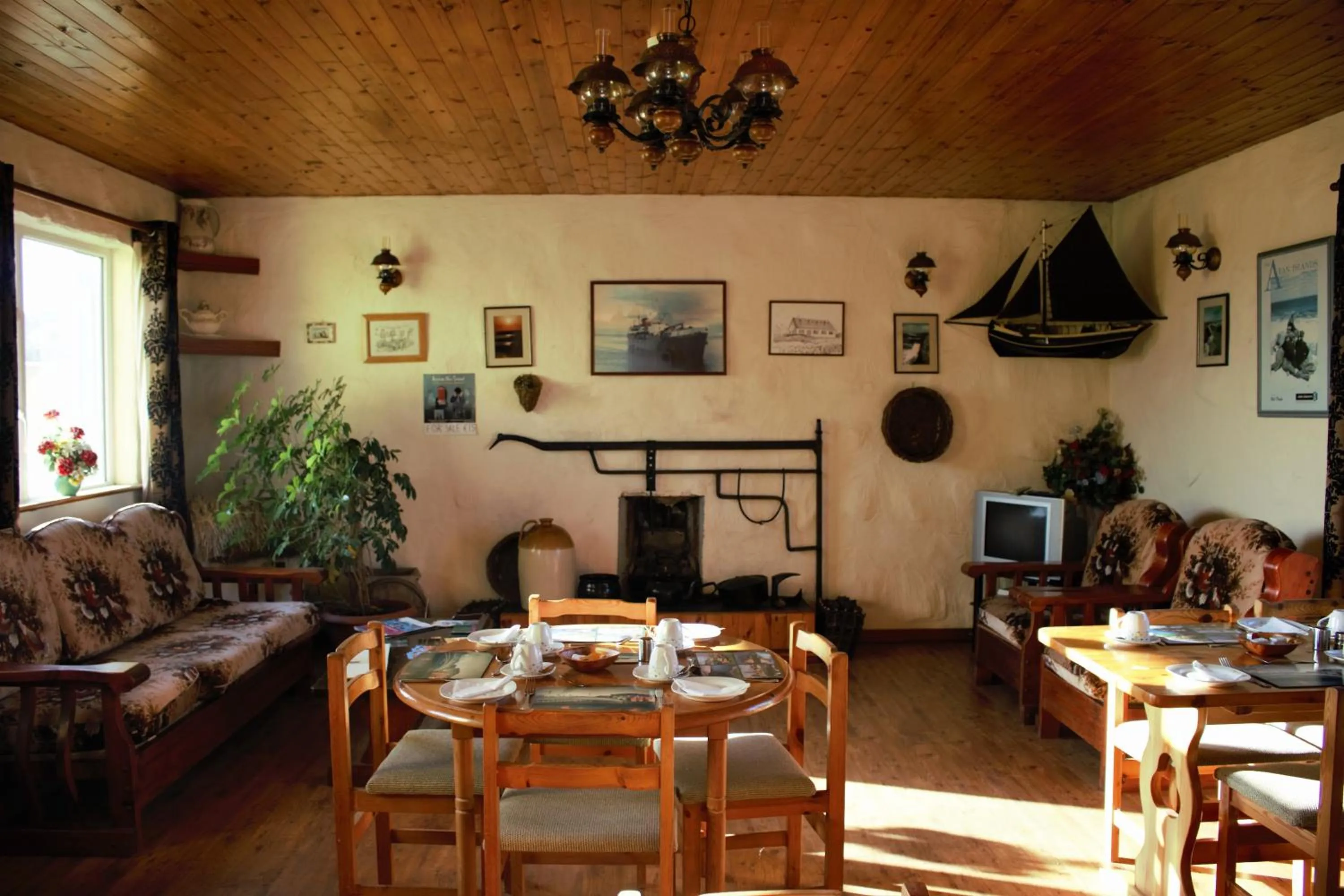 Dining area in Clai Ban