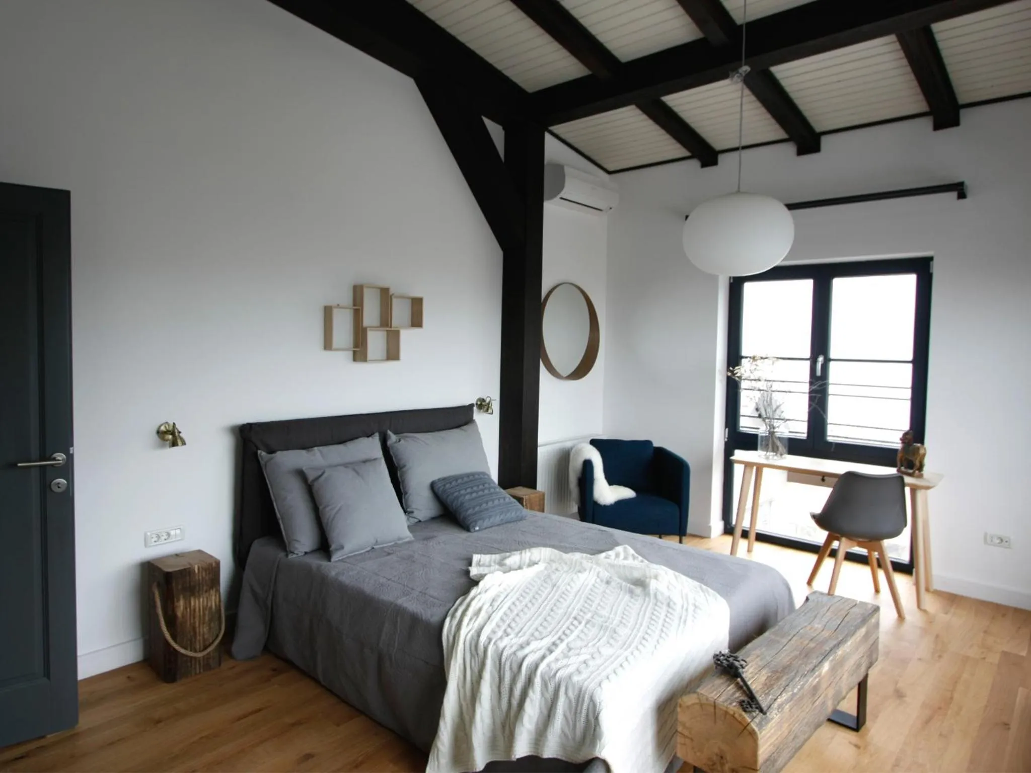 Bed in The Pines Boutique Villa