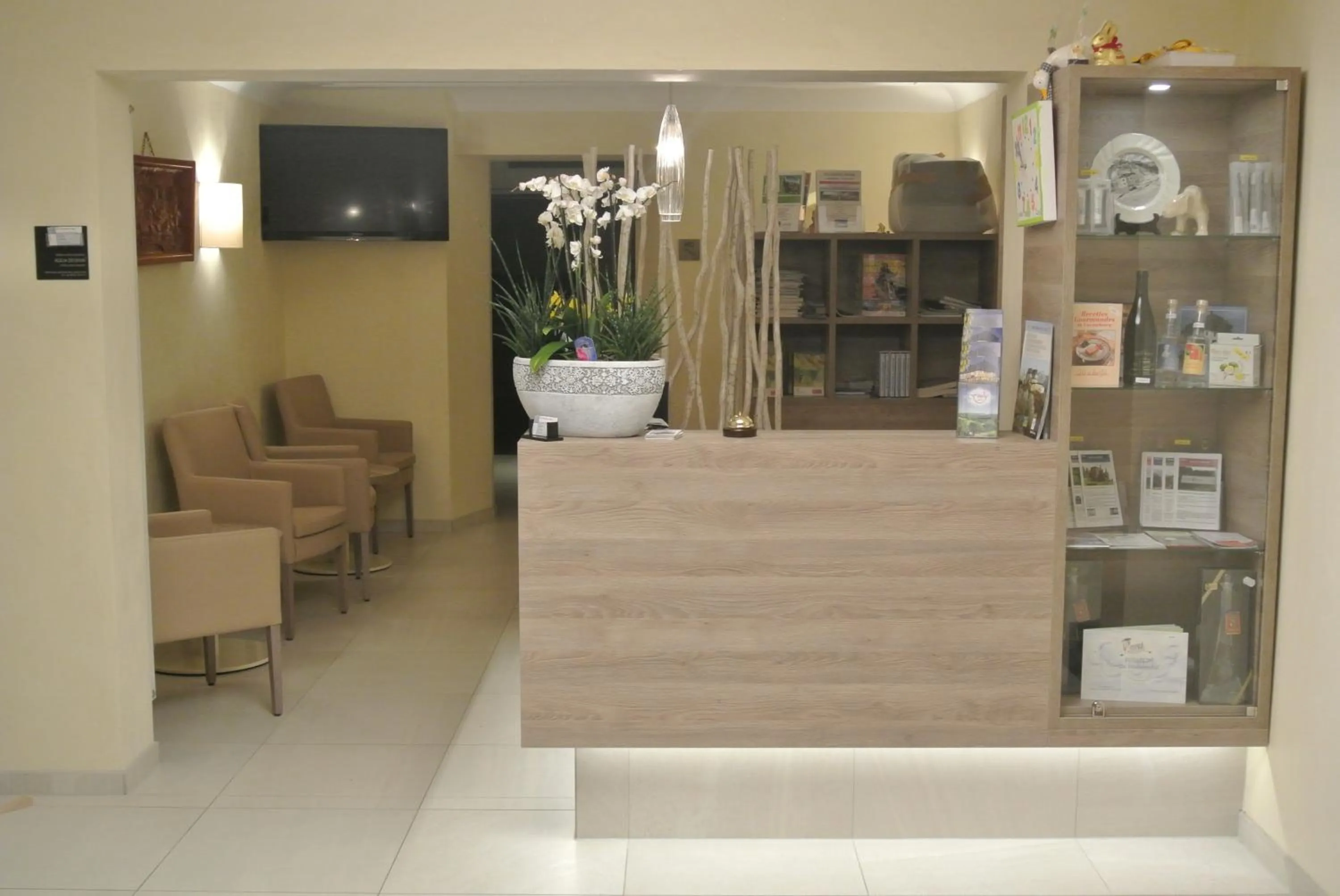 Lobby or reception in Hotel Saint Fiacre