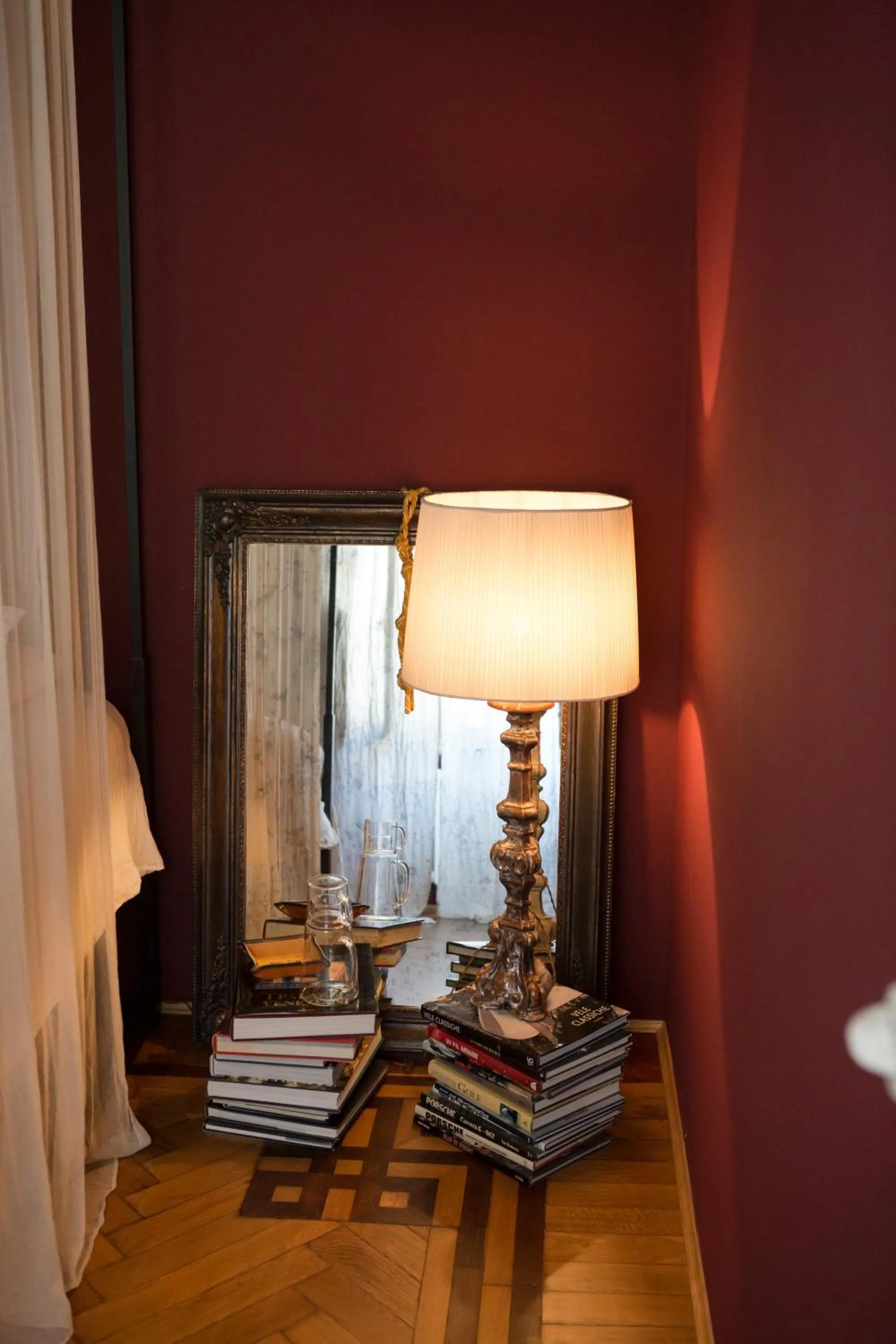 Decorative detail in Leconvertite