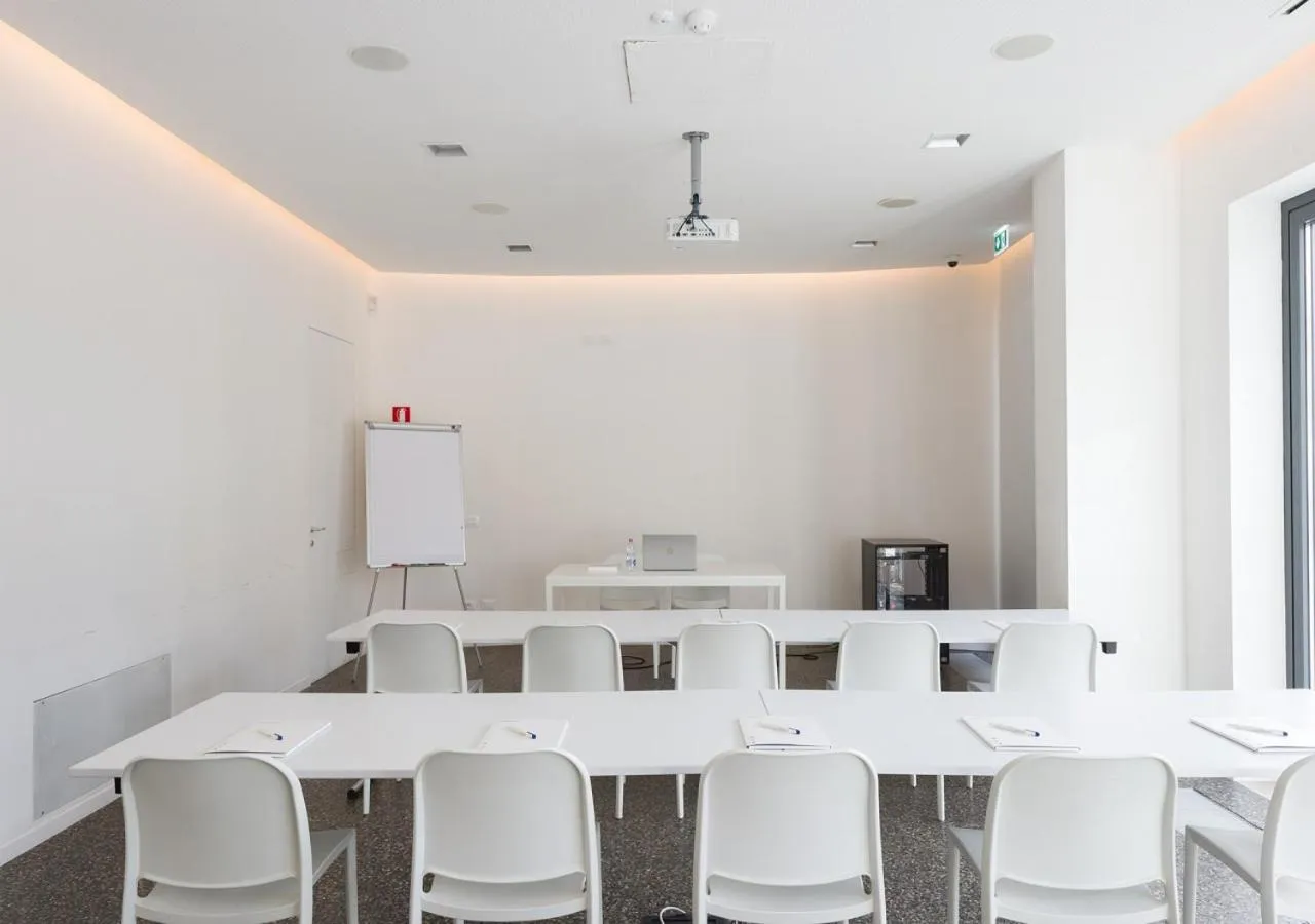 Business facilities in Camplus Pietralata - Casa per Ferie