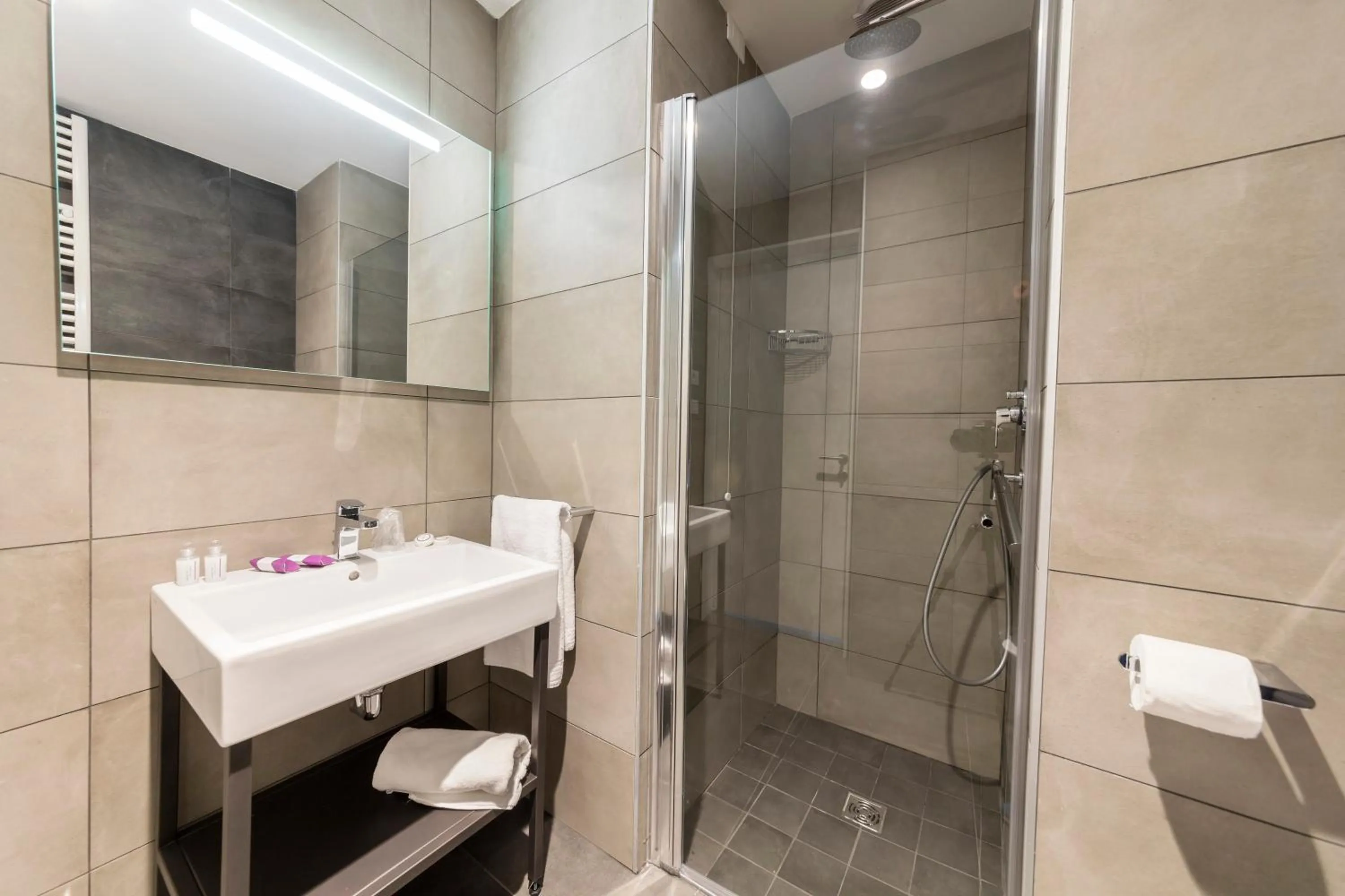 Bathroom in Camplus Pietralata - Casa per Ferie