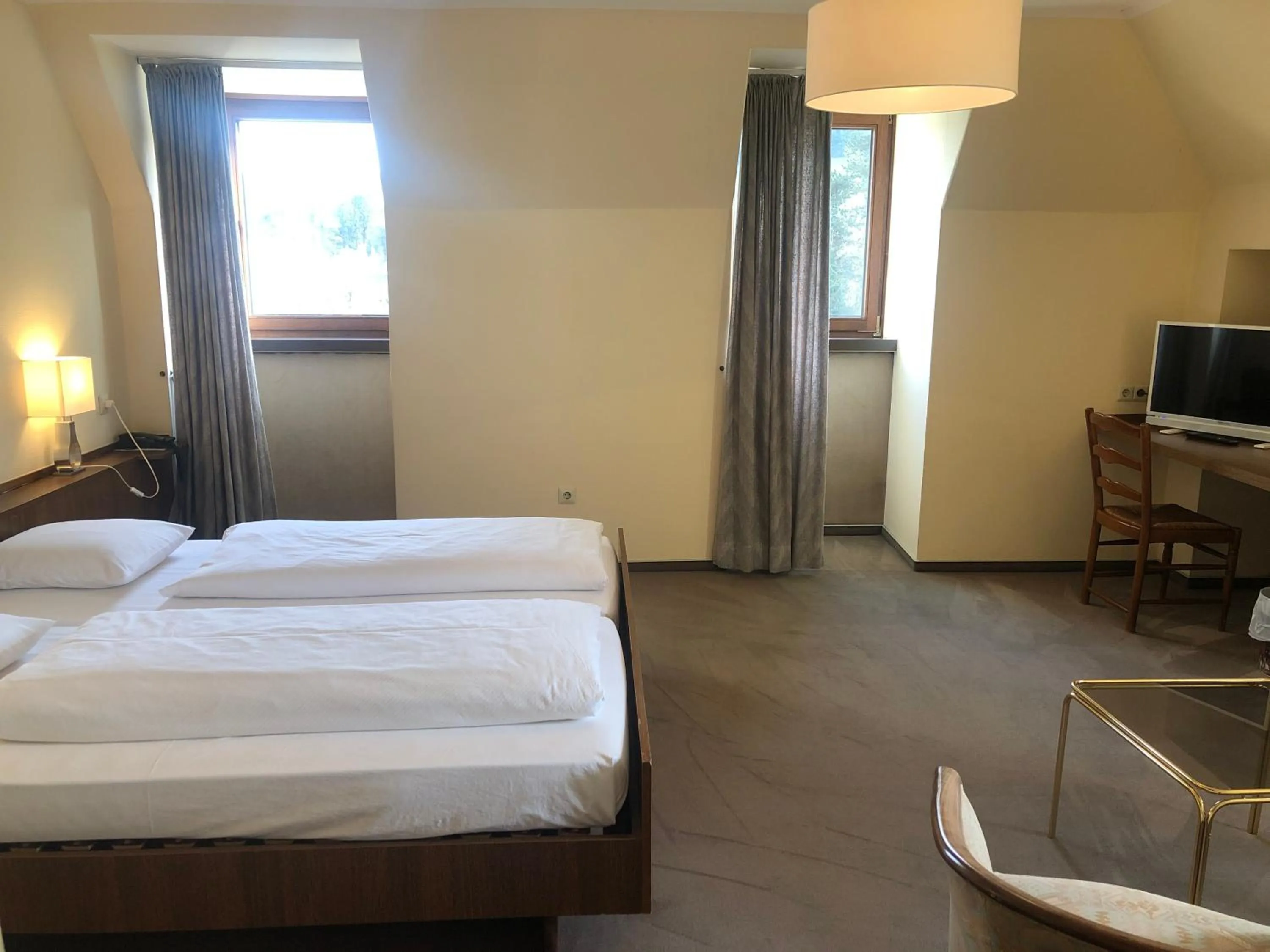 Bed in Hotel du Parc