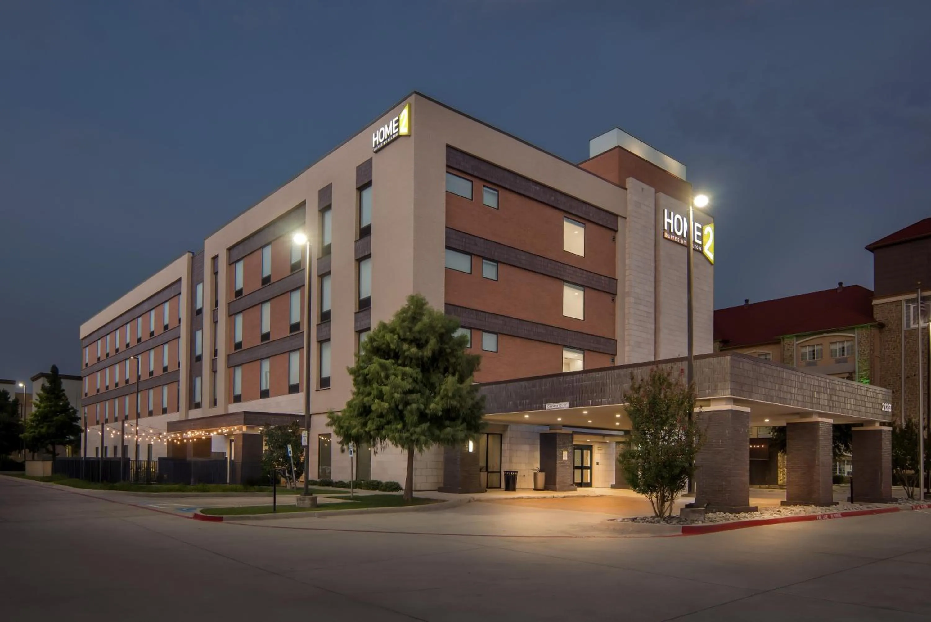 Property building in Home2 Suites By Hilton Dallas Grand Prairie