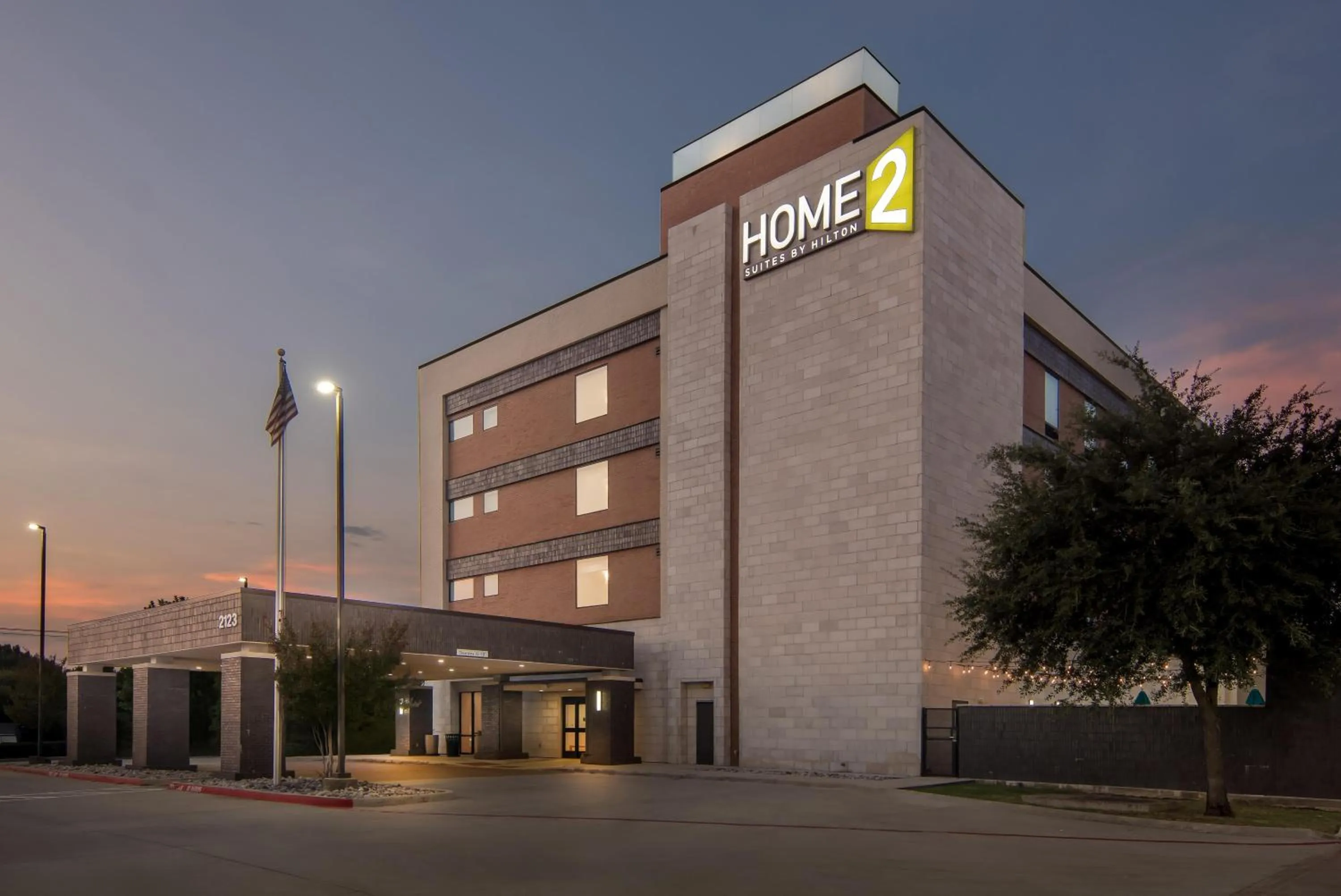 Property building in Home2 Suites By Hilton Dallas Grand Prairie