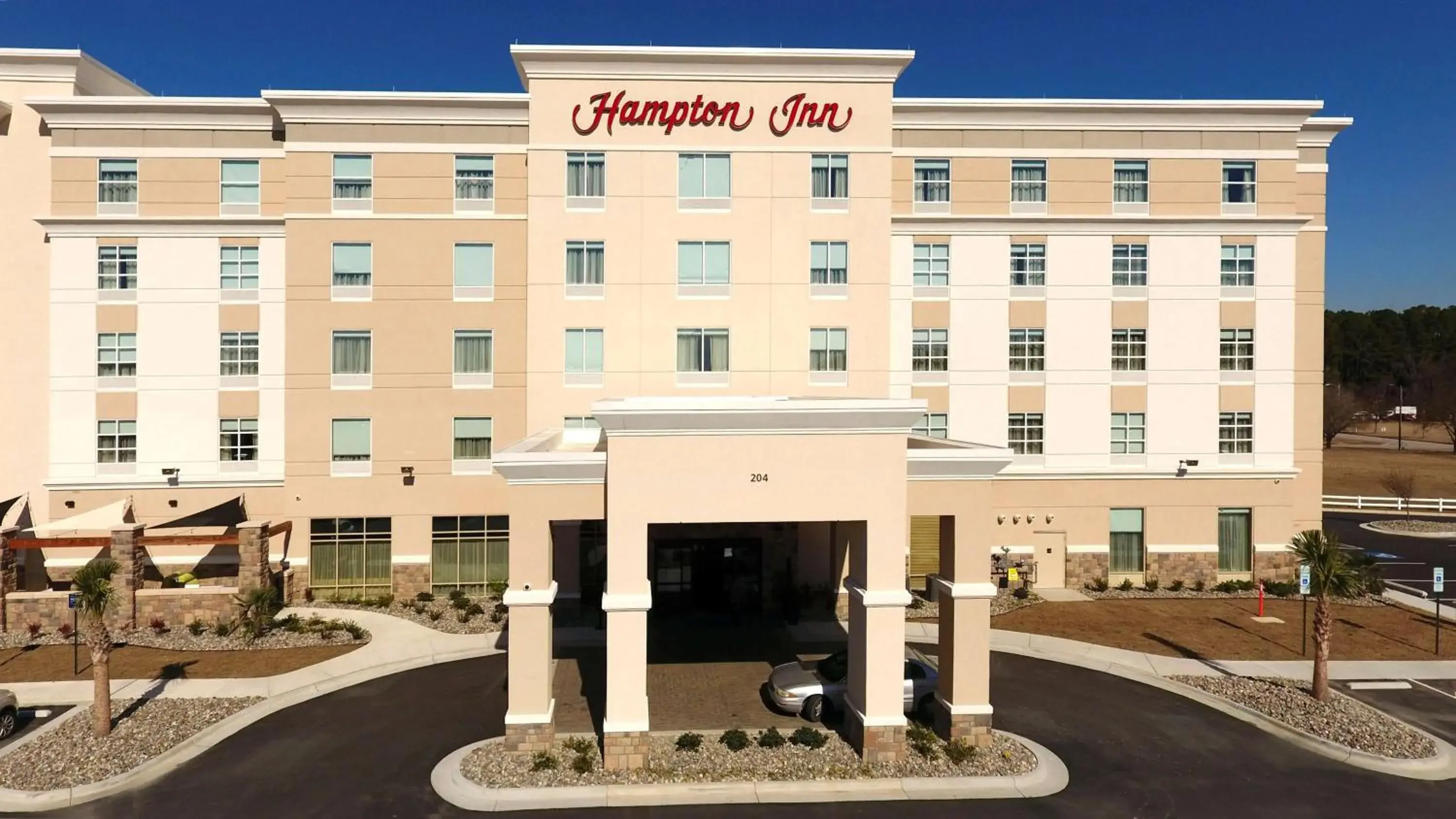 Property building in Hampton Inn Lumberton, NC Property building in Hampton Inn Lumberton, NC
