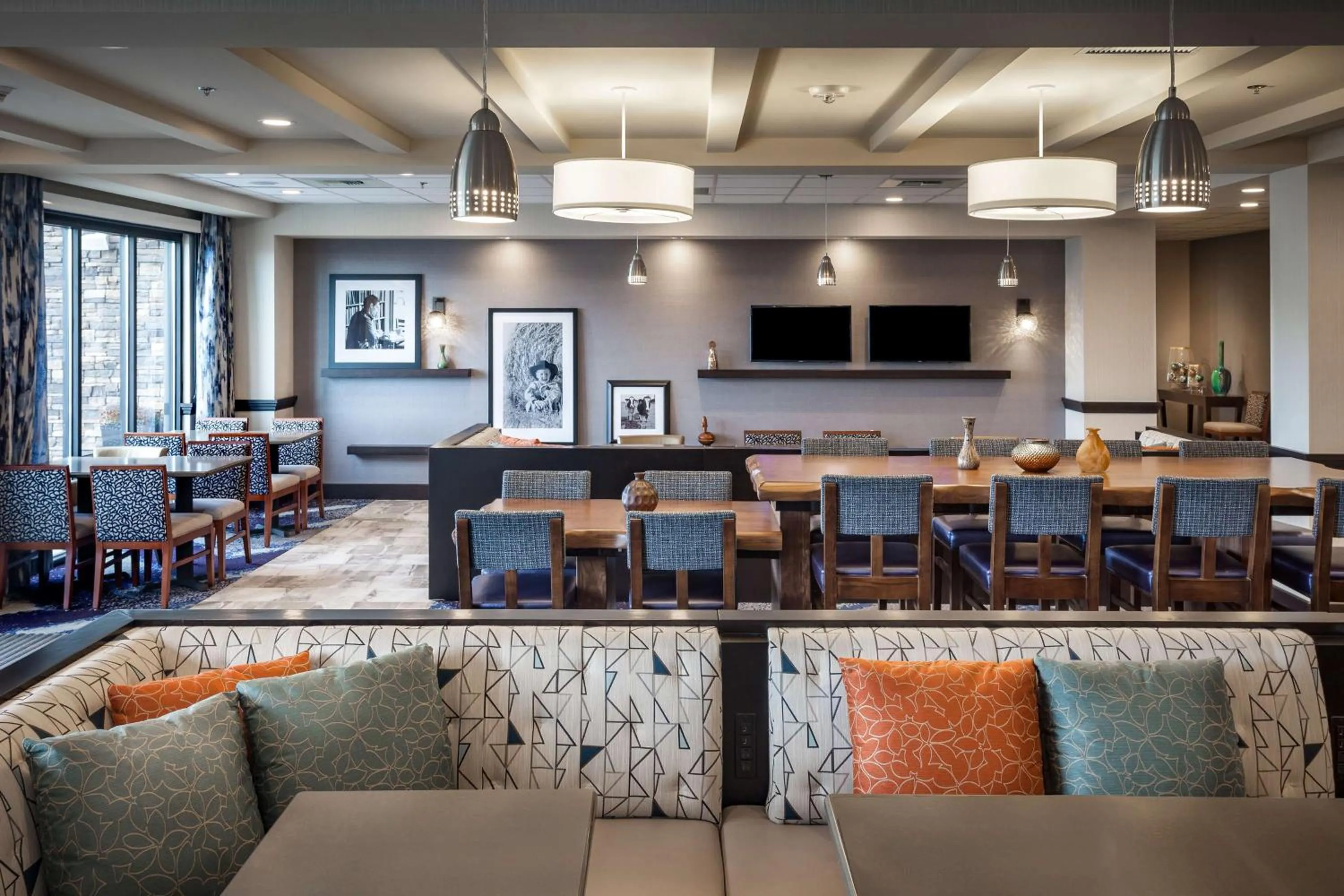 Restaurant/places to eat in Hampton Inn Lewiston, ID