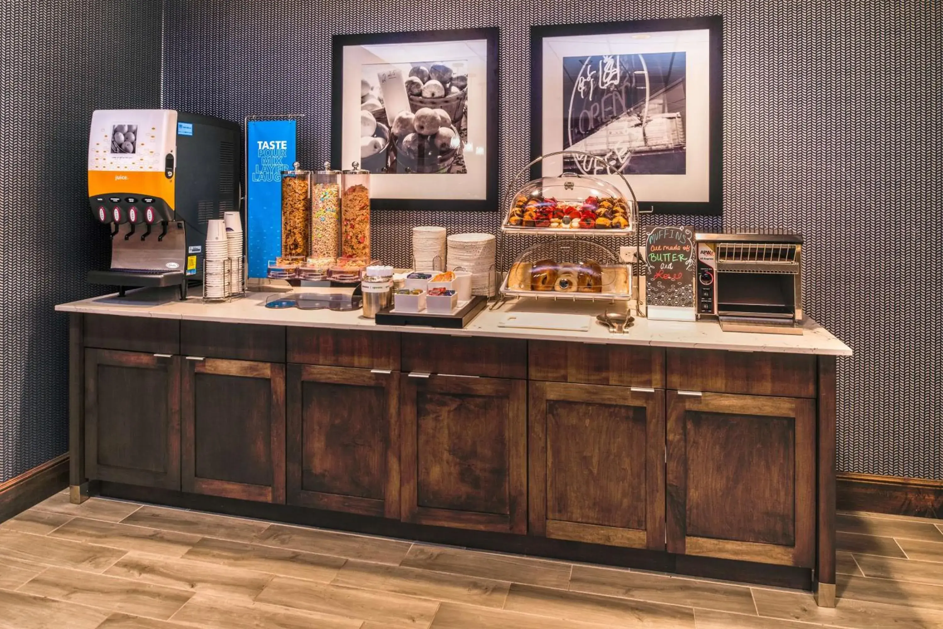 Food and drinks in Hampton Inn - Paragould Food and drinks in Hampton Inn - Paragould