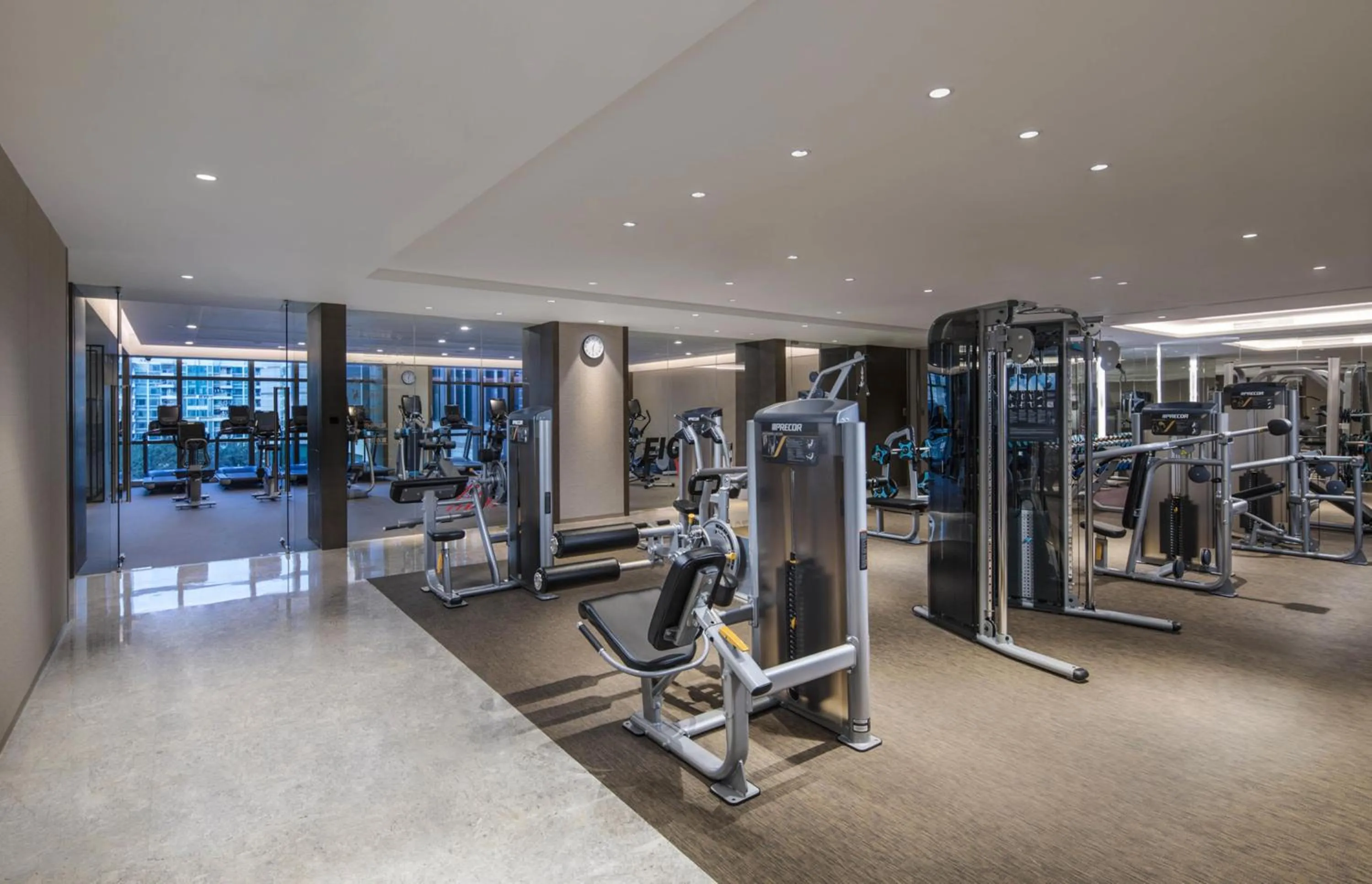 Fitness centre/facilities in DoubleTree by Hilton Hotel Shenzhen Longhua