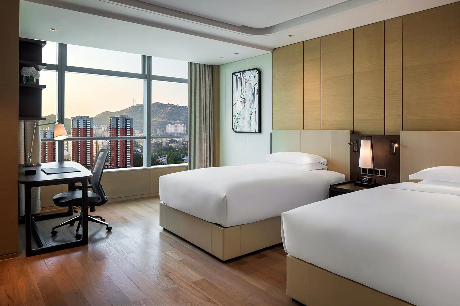 Bed in Hilton Jinan South Hotel & Residences