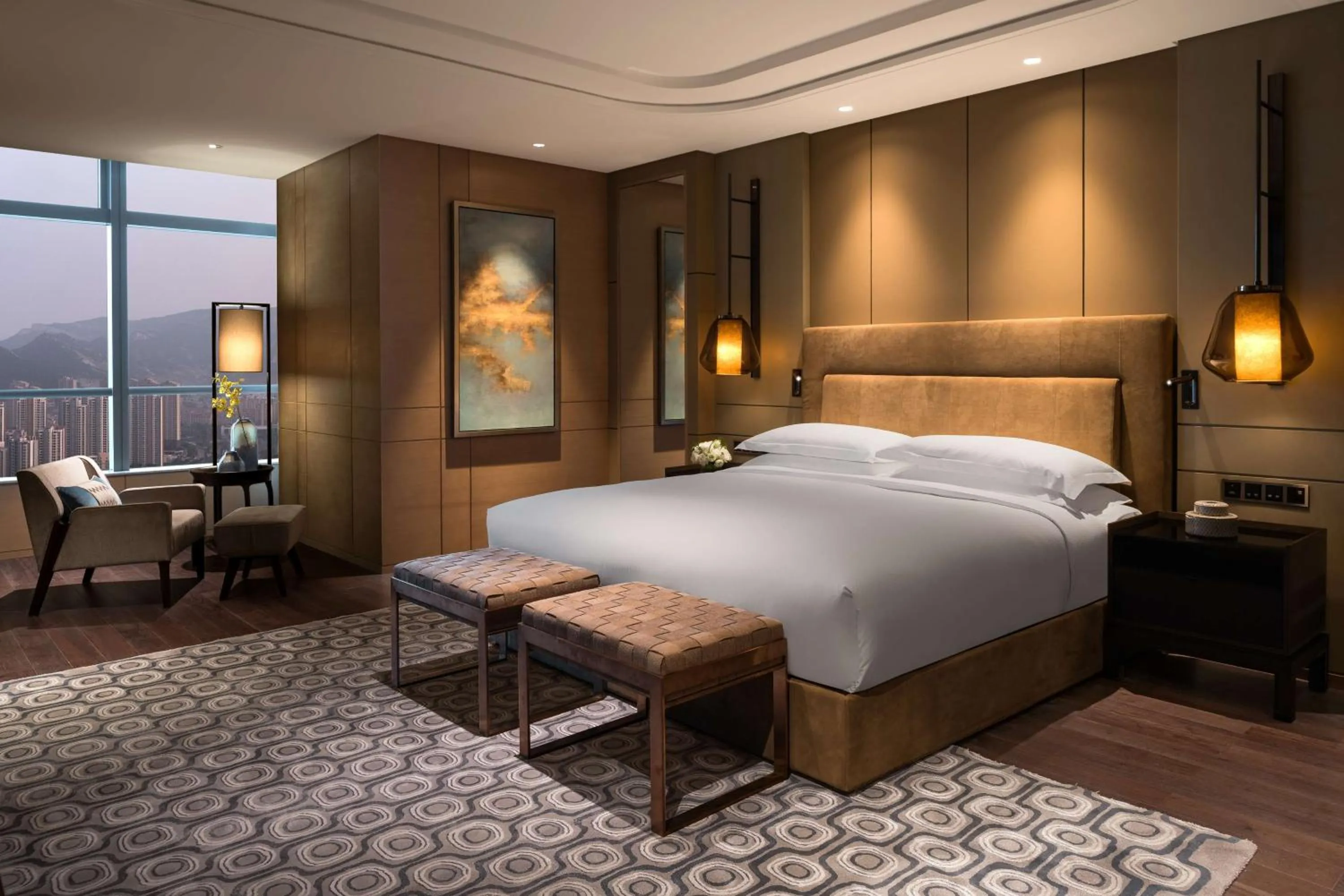 Bed in Hilton Jinan South Hotel & Residences