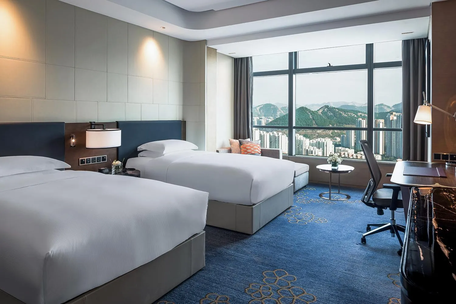 Bed in Hilton Jinan South Hotel & Residences