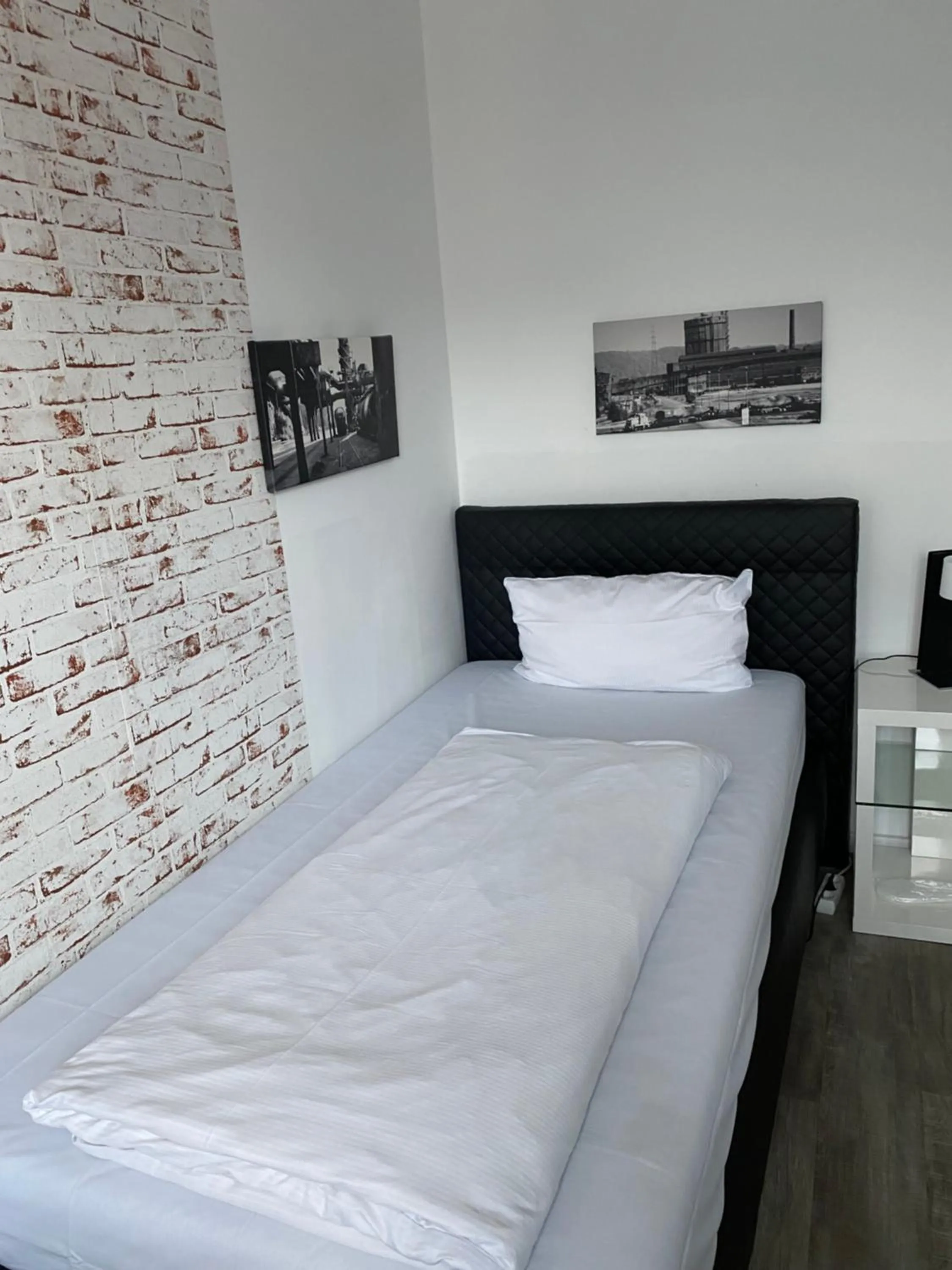 Photo of the whole room, Bed in Hotel Stay