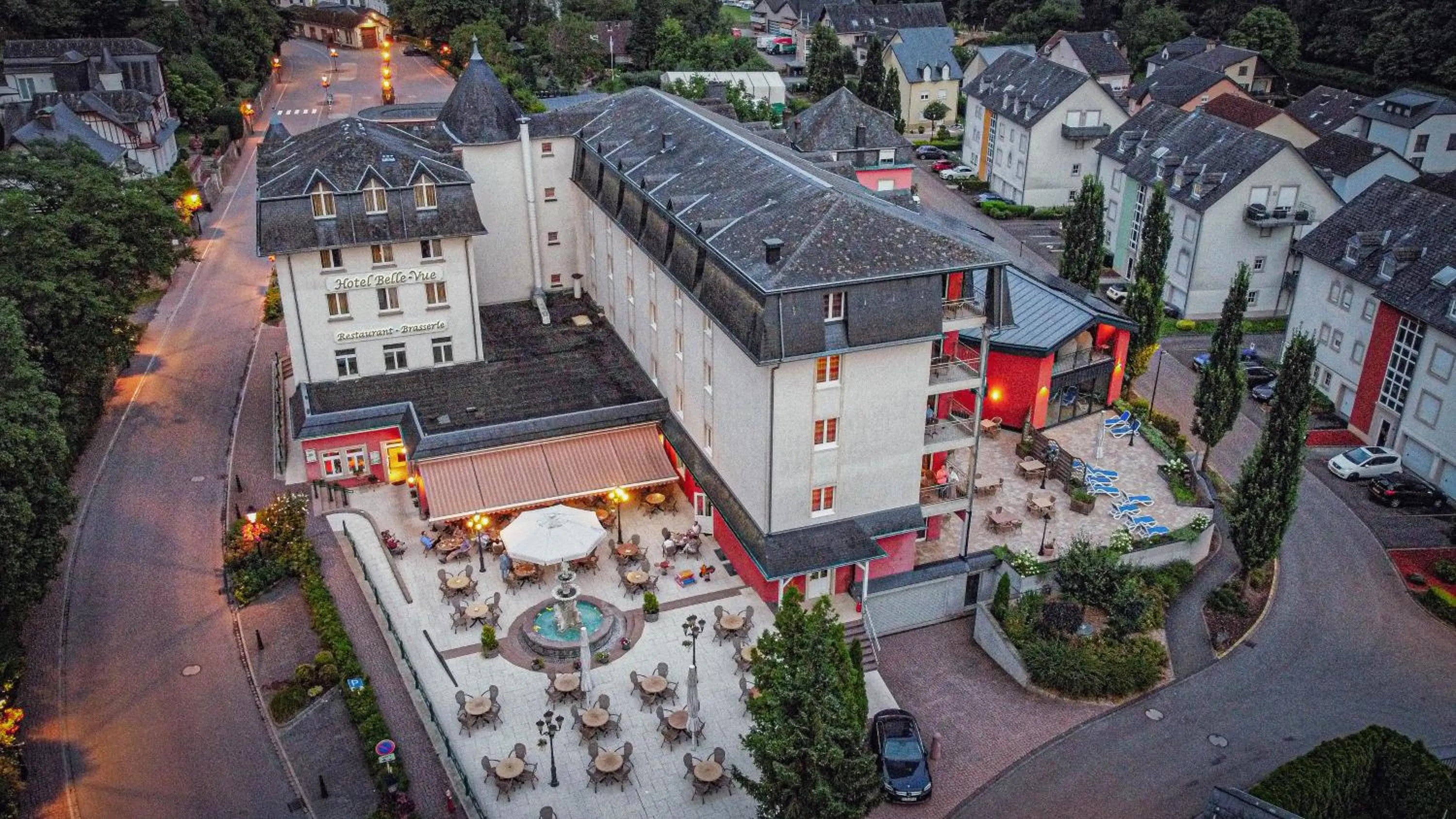 Property building in Hotel Belle Vue