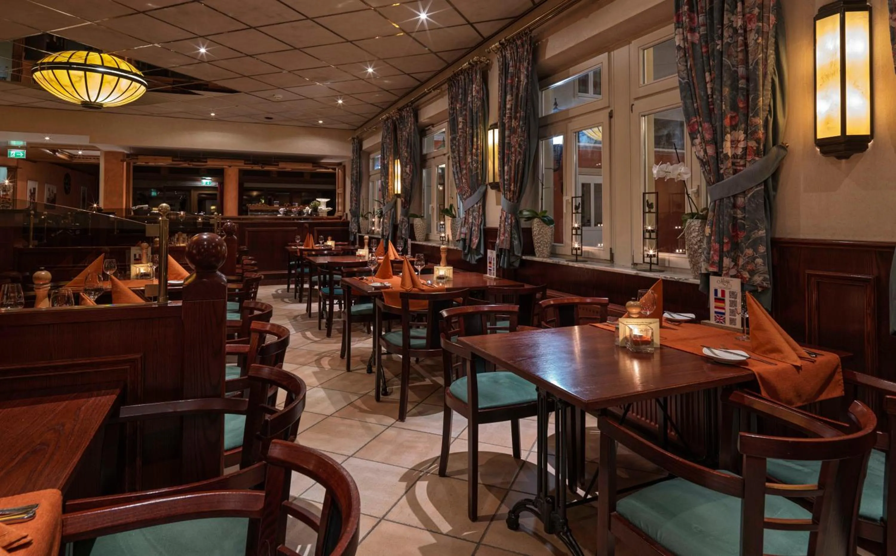 Restaurant/places to eat in Hotel Belle Vue