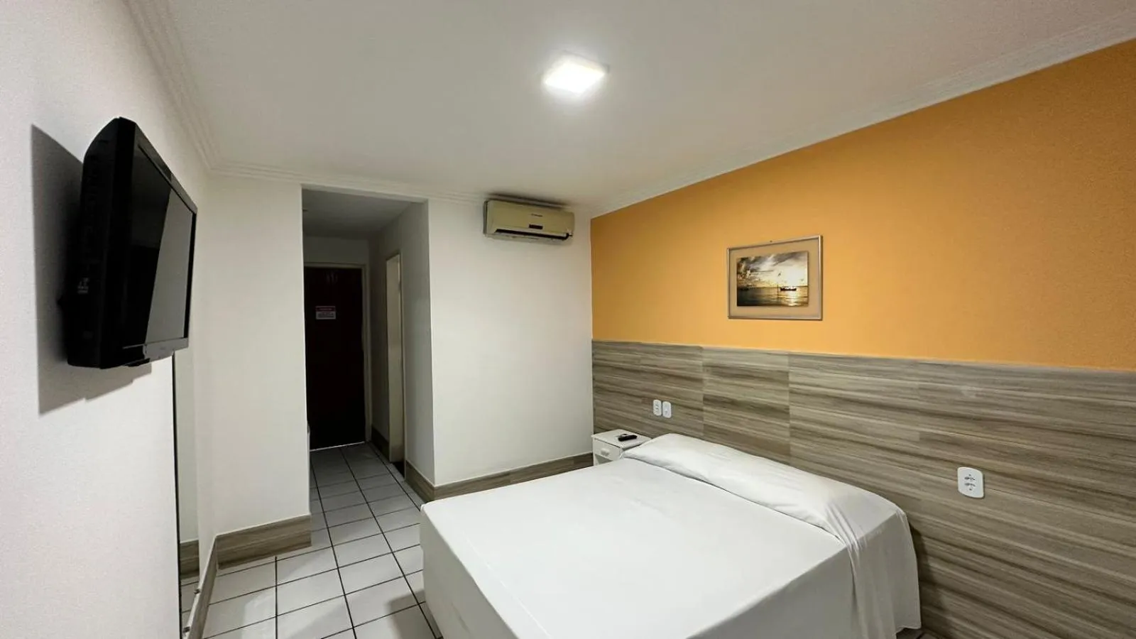 Bed in Hotel Casa Blanca Porto Seguro