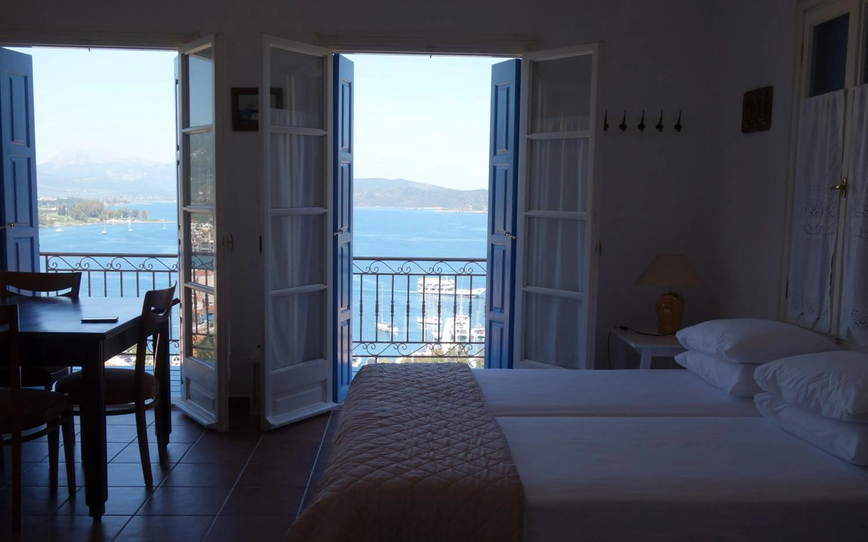Bed in Panoramic View