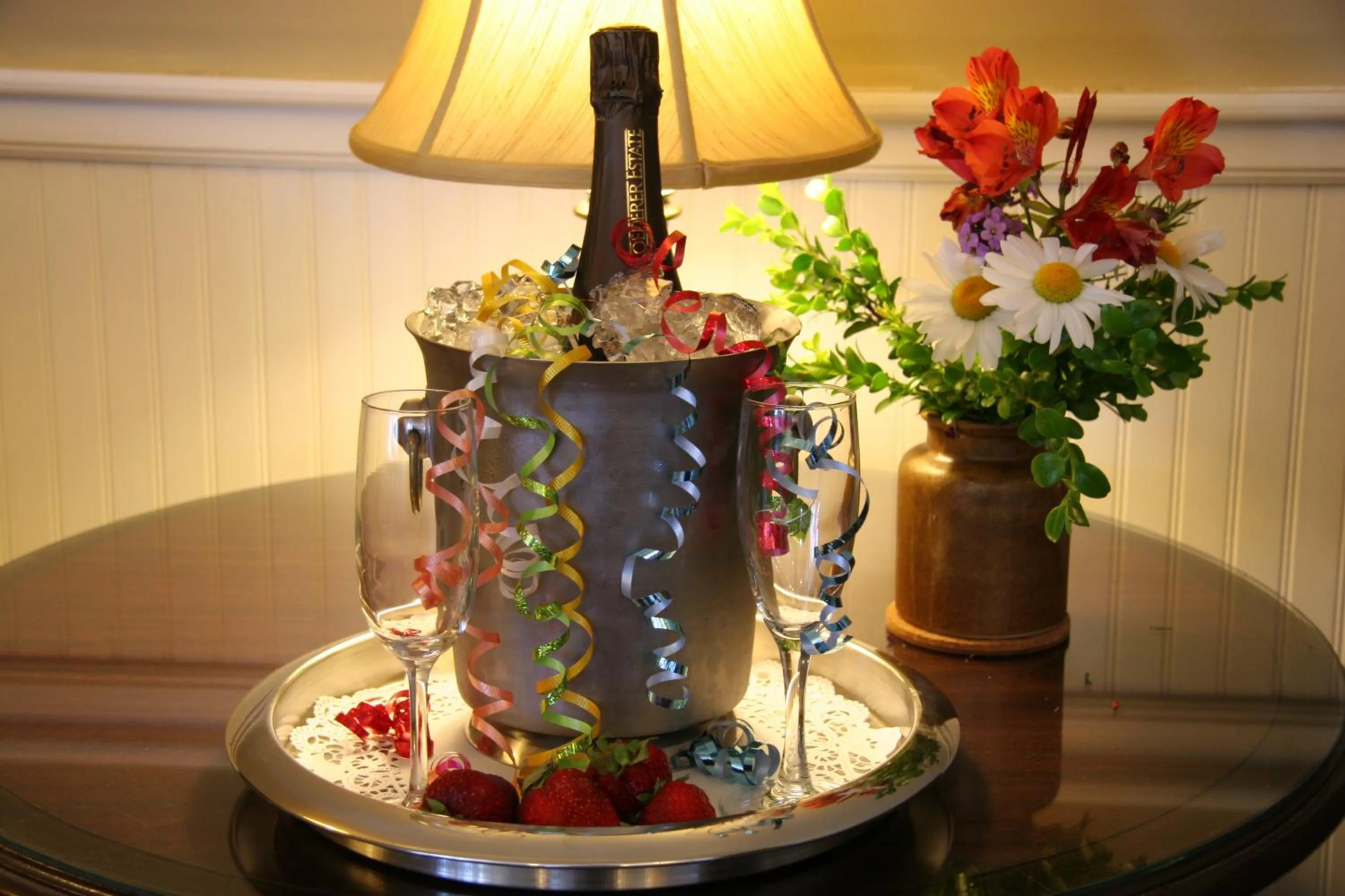 Decorative detail in Elk Cove Inn & Spa