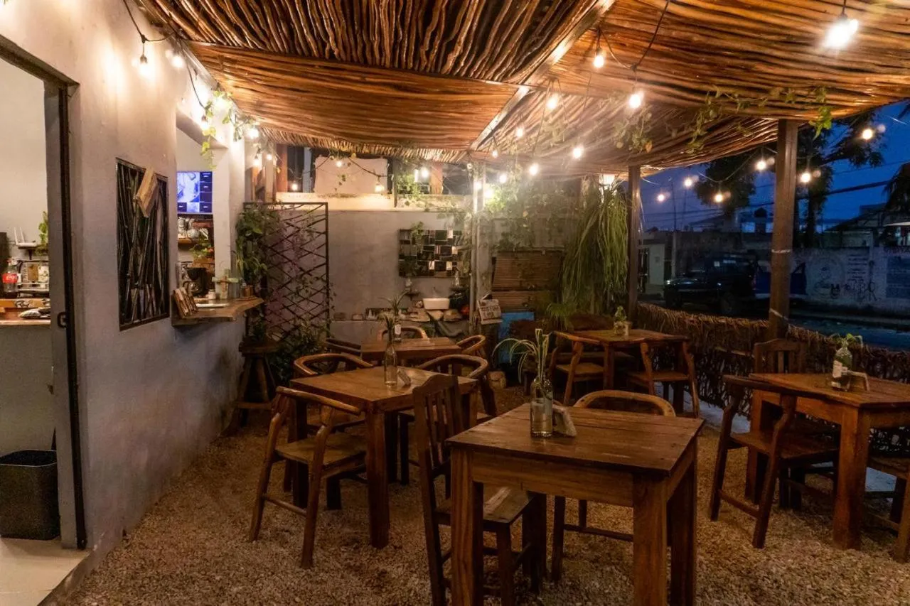 Property building in Hostal Cha Cha Cha