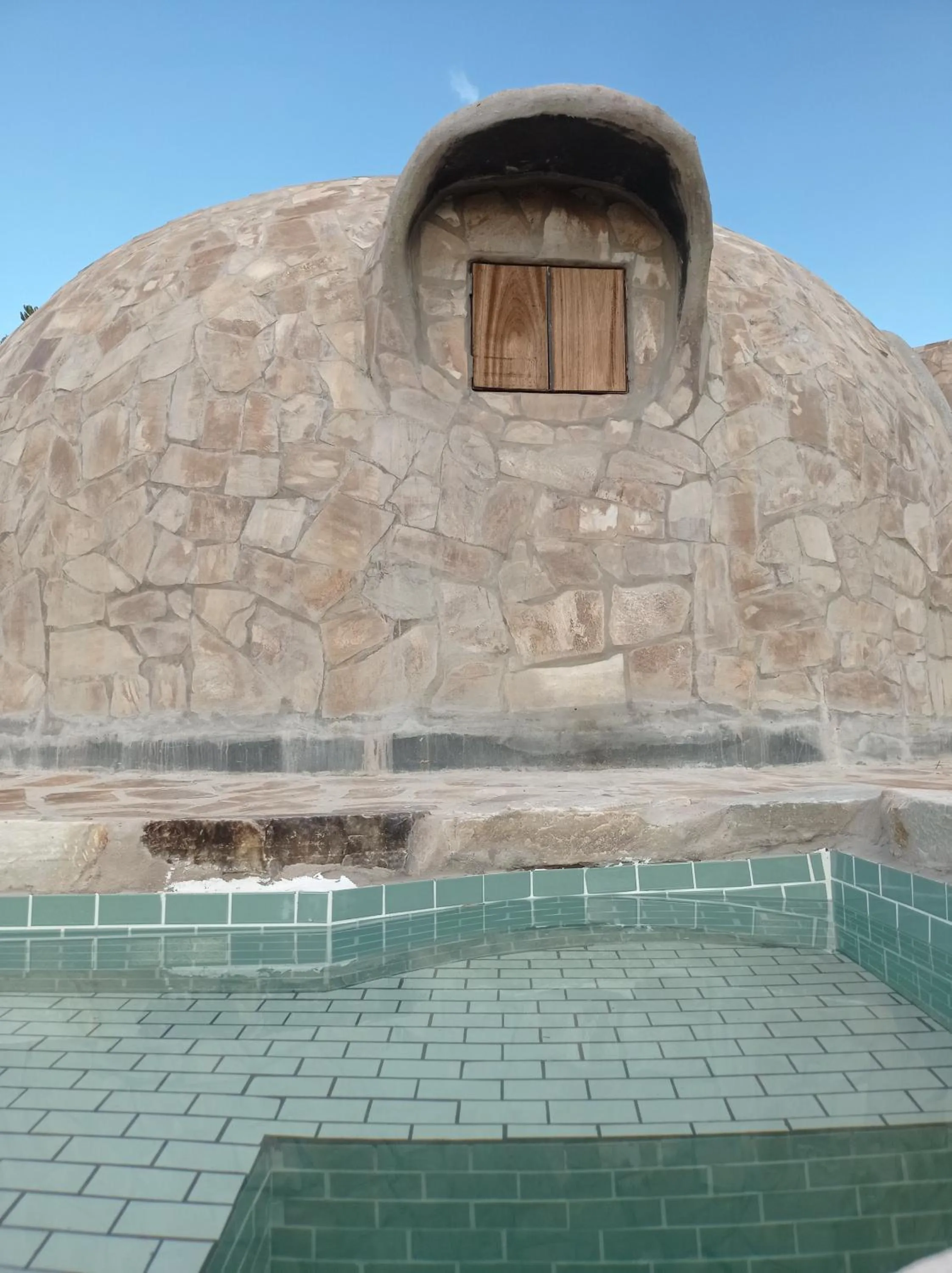 Swimming pool in Pousada Chalé da Montanha São Thomé das Letras