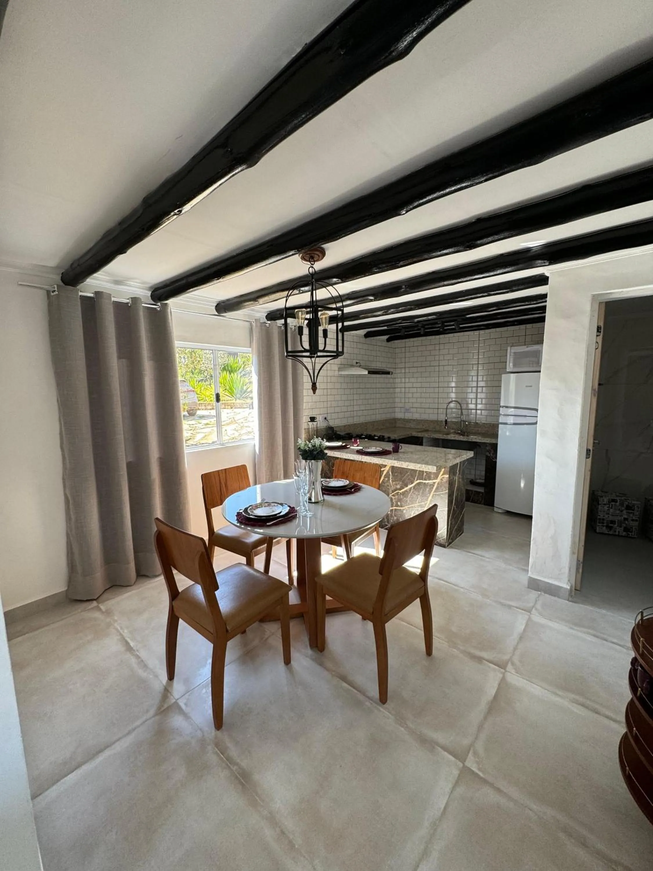 Dining area in Pousada Chalé da Montanha São Thomé das Letras